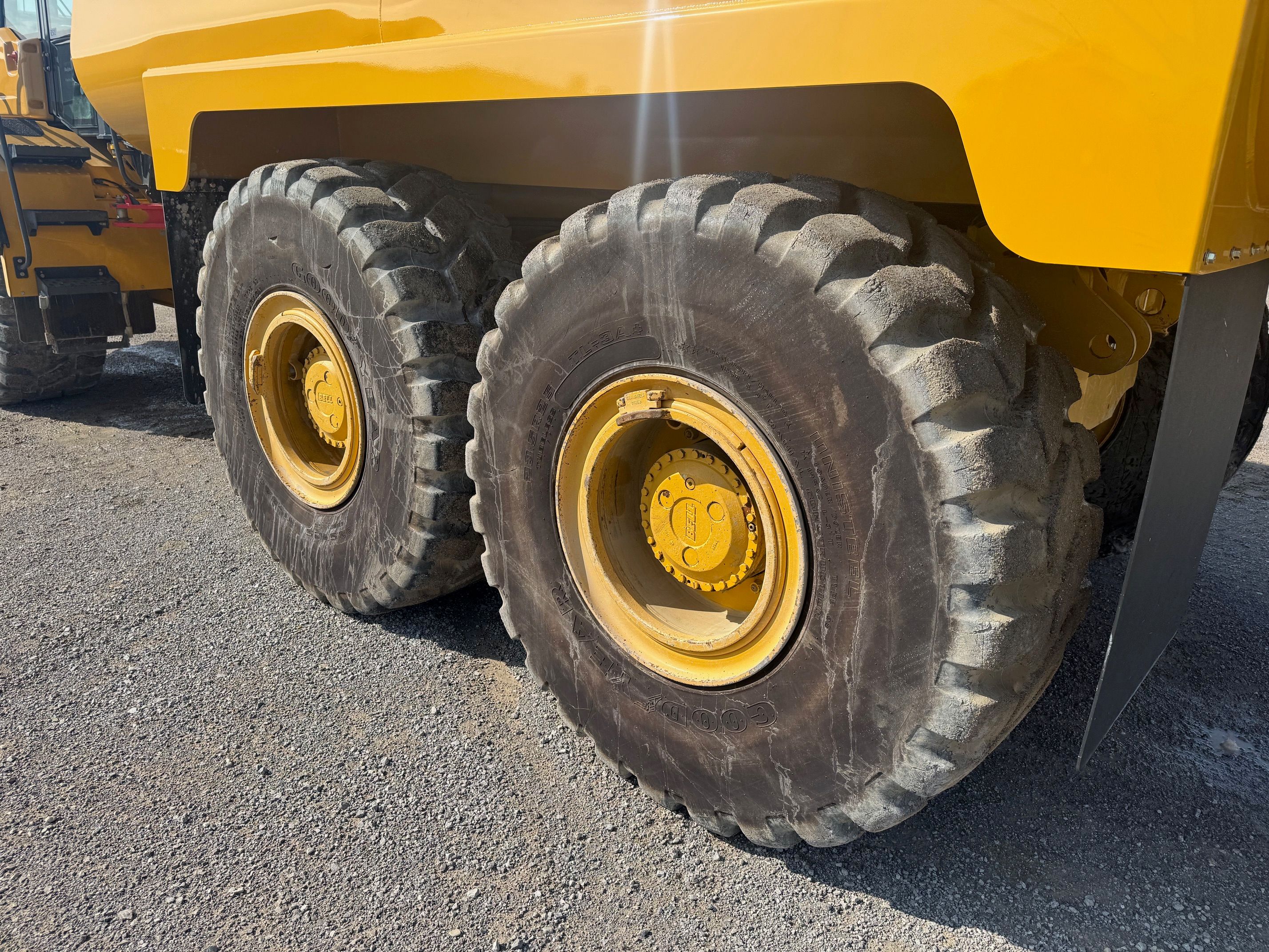 2021 BELL B25E Photo 7 Thumbnail