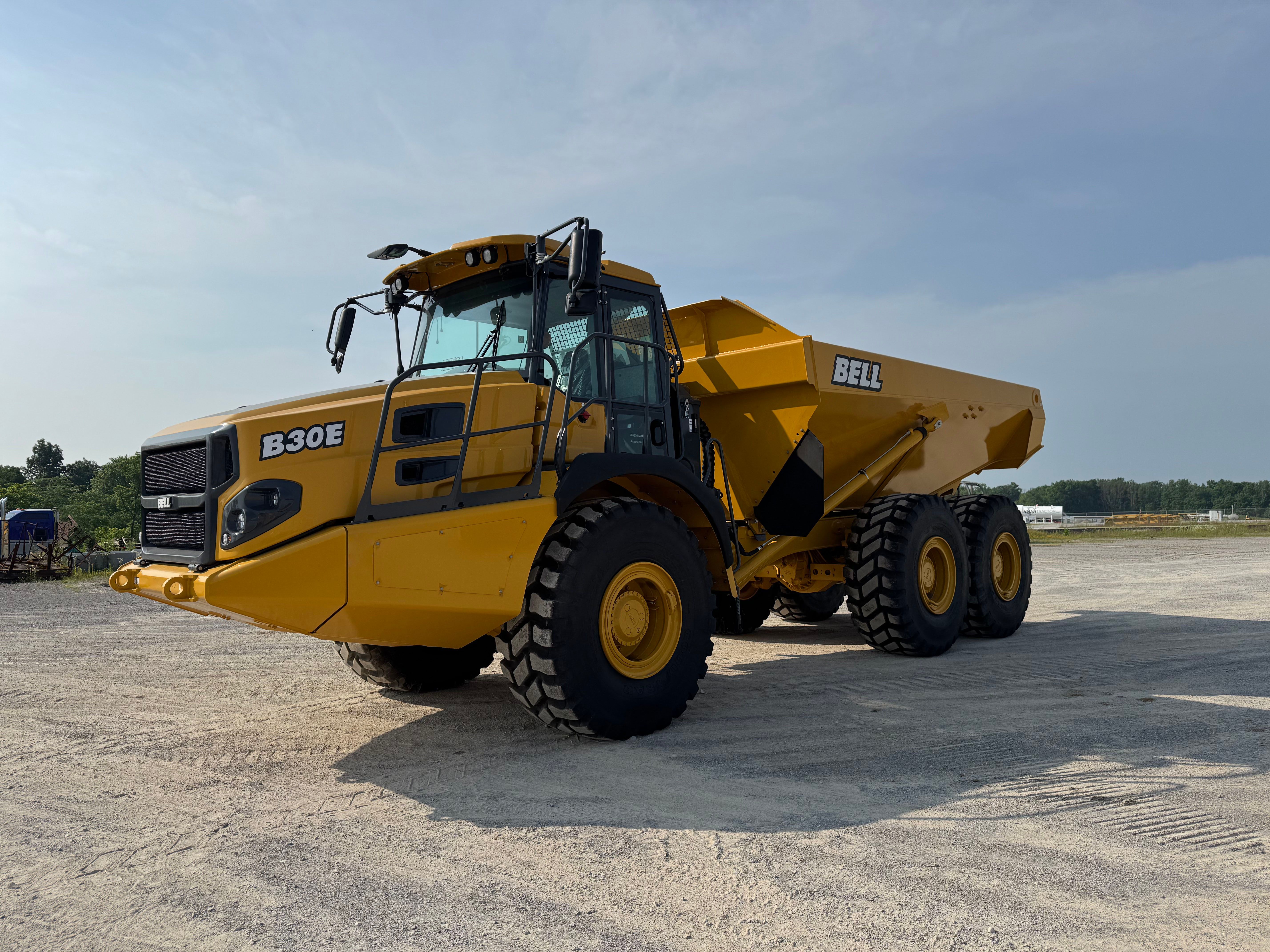 2025 BELL B30E Photo 1 Thumbnail