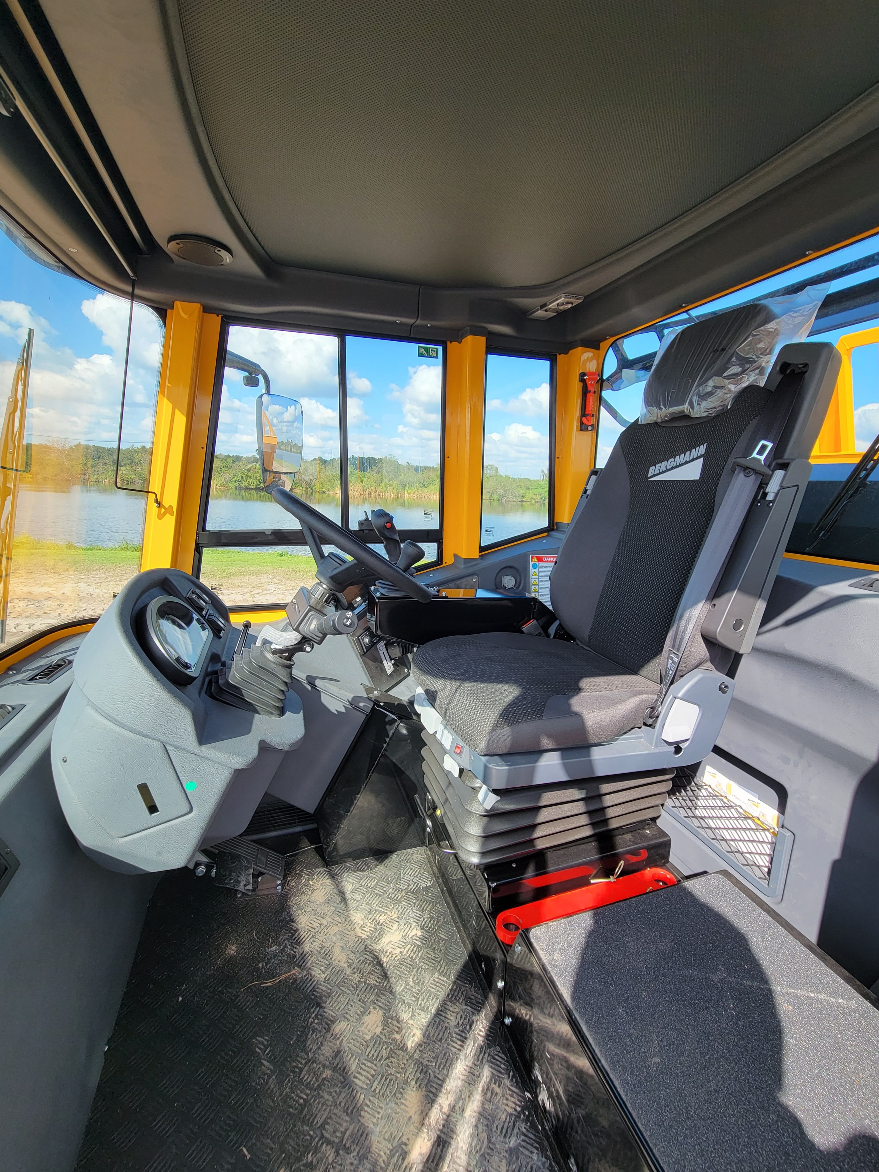 2022 BERGMANN C815S-R Photo 7 Thumbnail