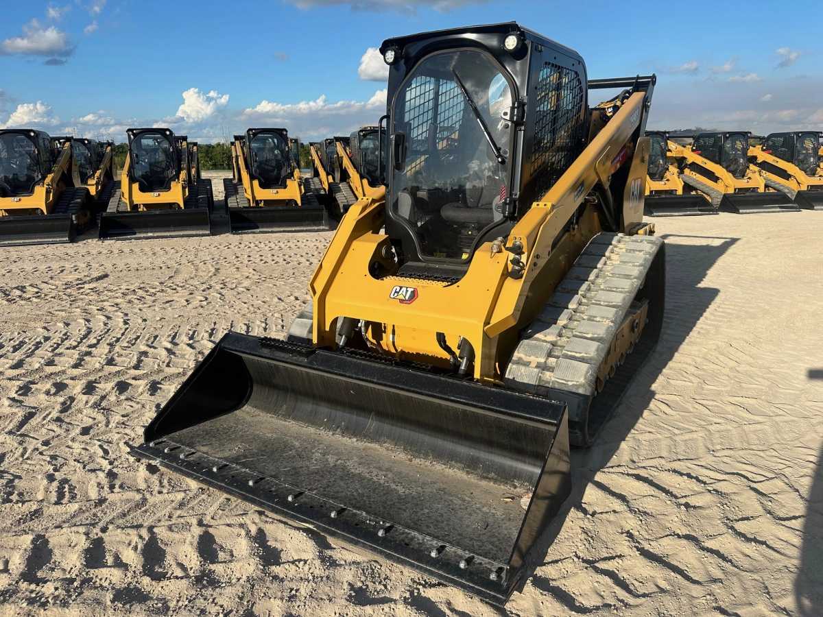 2024 CAT 299D3 Photo 1