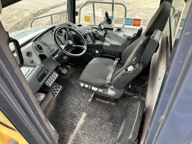 2019 BELL B30E Photo 7 Thumbnail