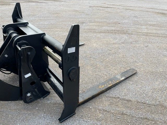 72" FORKS FOR JRB418 COUPLER Photo 1 Thumbnail