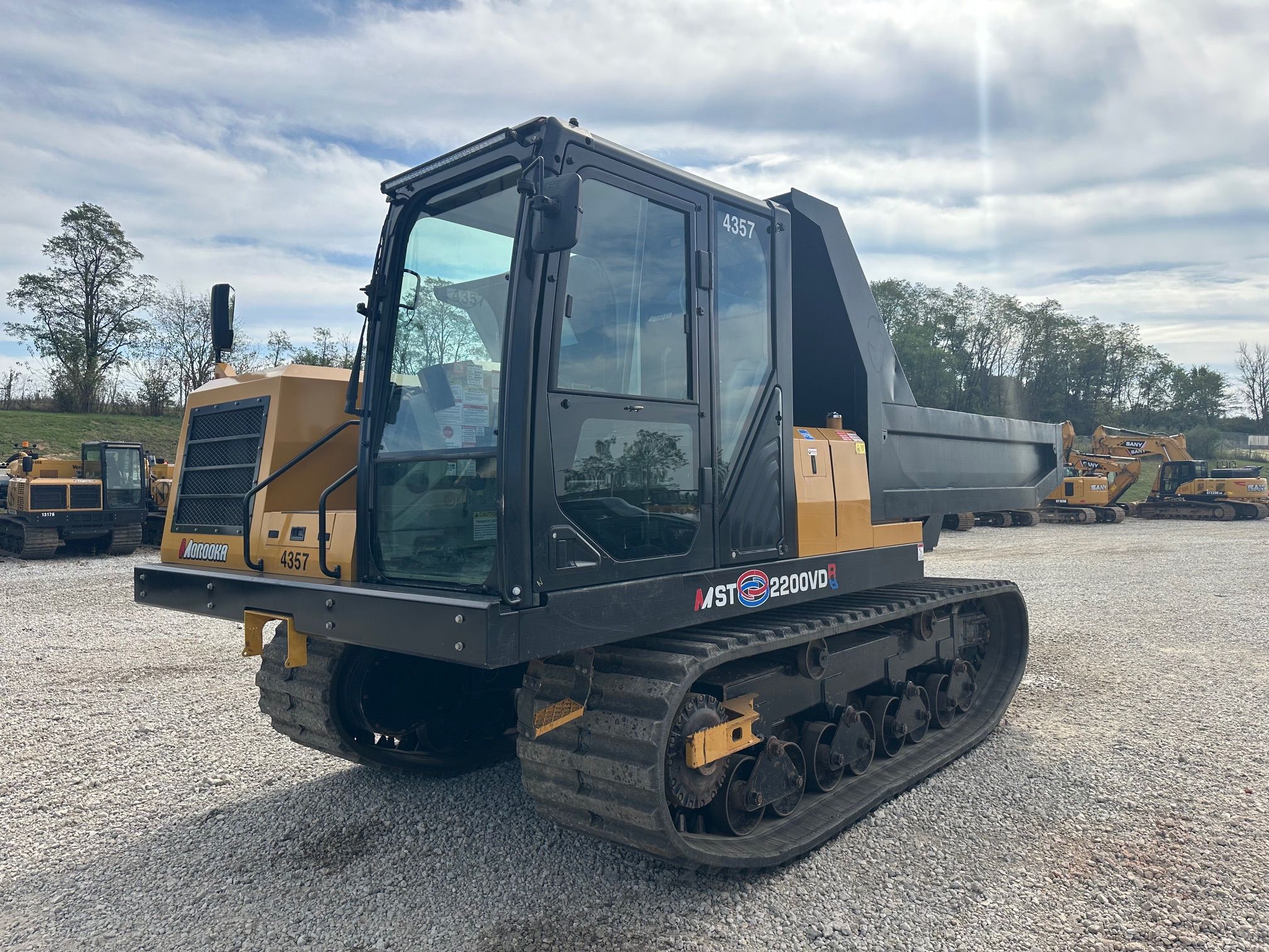 2022 MOROOKA MST 2200VDR Photo 1 Thumbnail