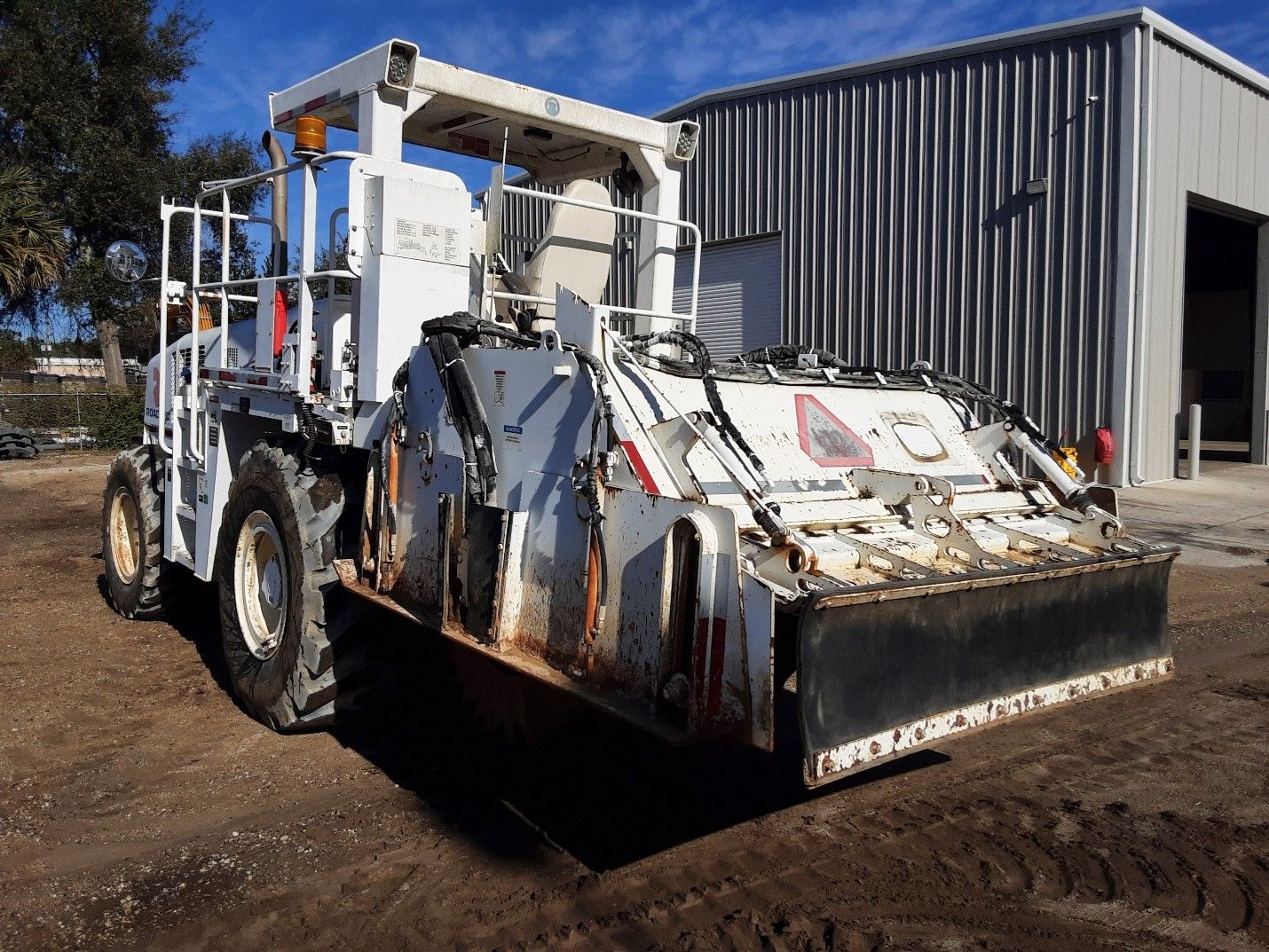 2015 ROADTEC SX2E Photo 3 Thumbnail