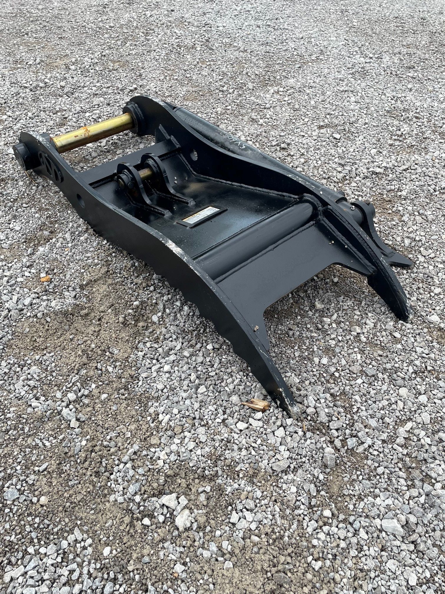 THUMB FOR SY60C (FOR USE W/ QUICK COUPLER) Photo 5 Thumbnail