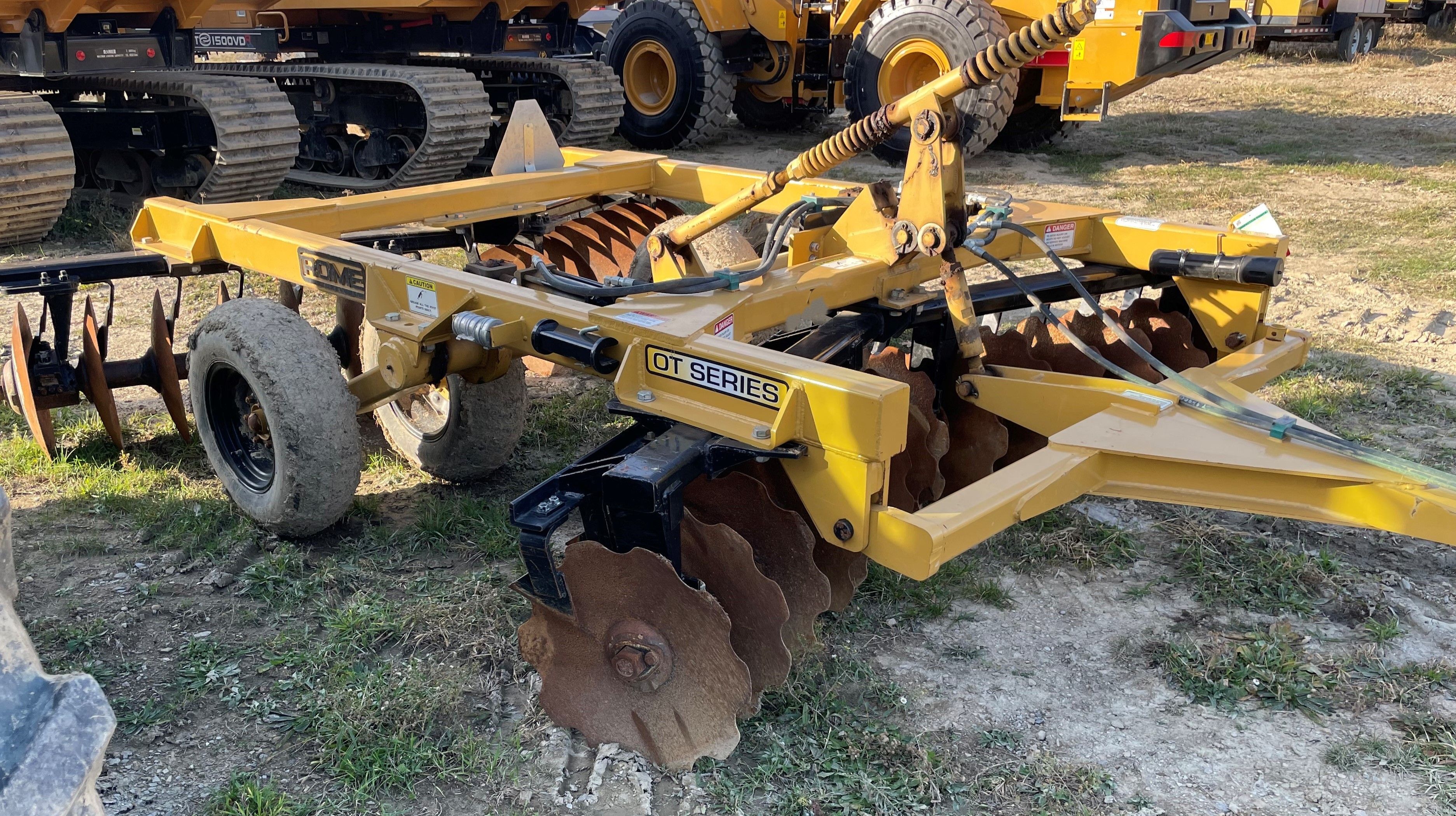 2022 ROME 10' TANDEM DISC HARROW Photo 1 Thumbnail