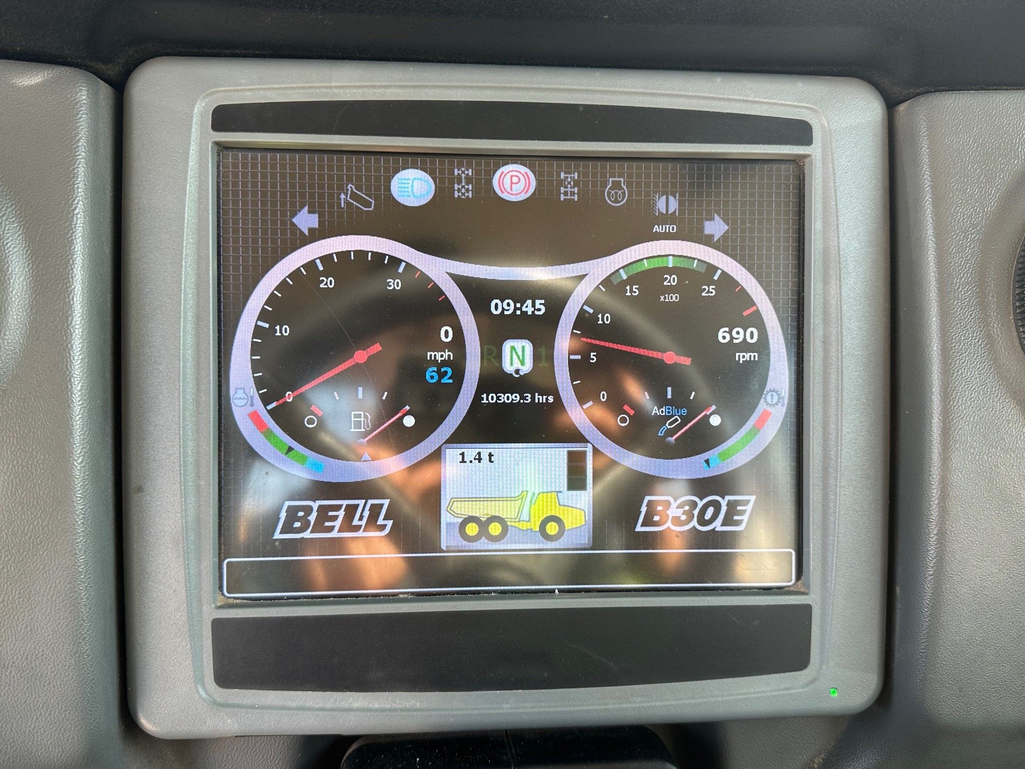 2014 BELL B30E Photo 9 Thumbnail