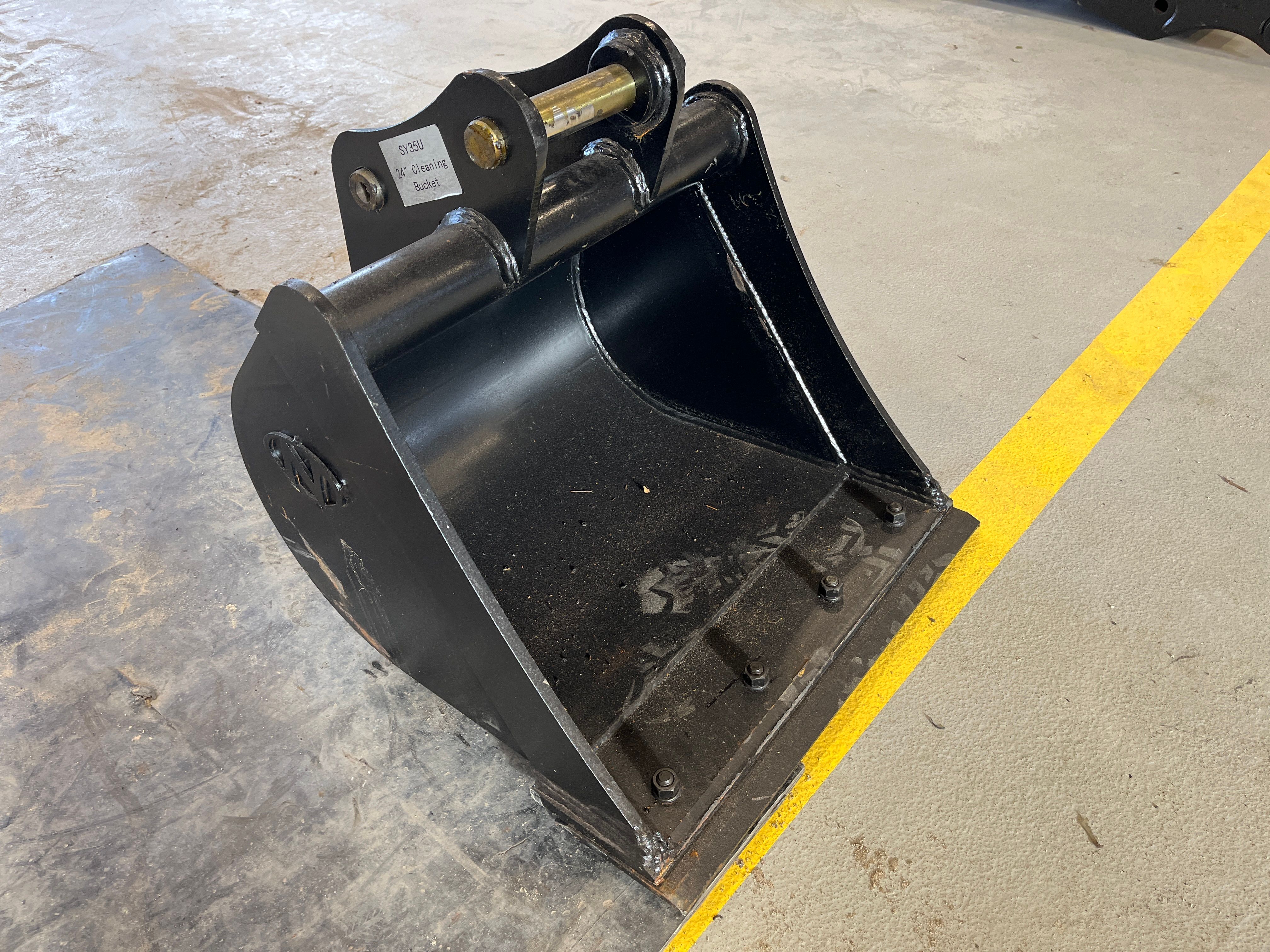 24" DC BUCKET FOR SY35U Photo 4 Thumbnail