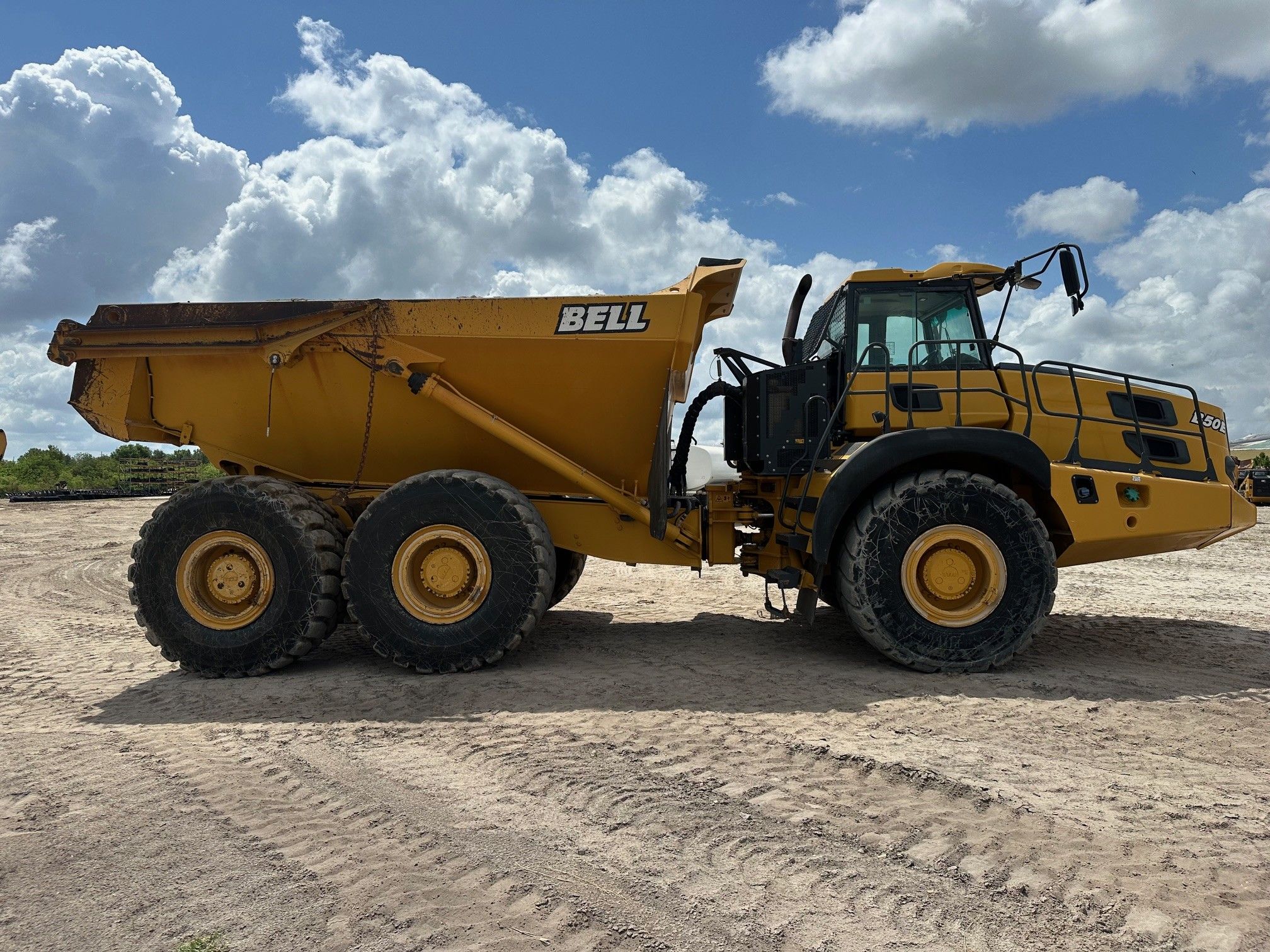 2022 BELL B50E Photo 5 Thumbnail