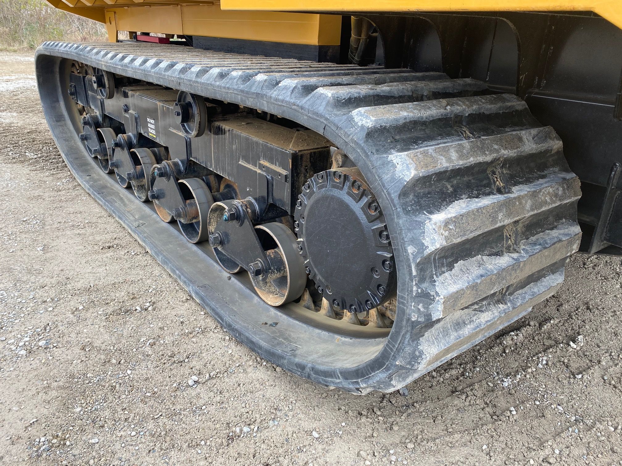 2014 MOROOKA MST 2200VD Photo 9 Thumbnail