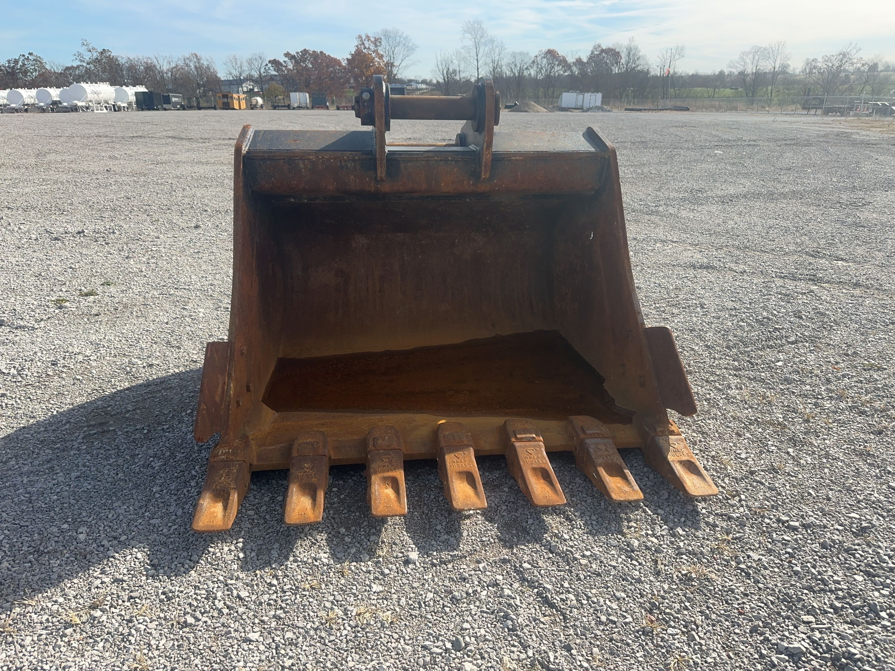 66" EXCAVATOR DIGGING BUCKET 90MM PIN Photo 2 Thumbnail