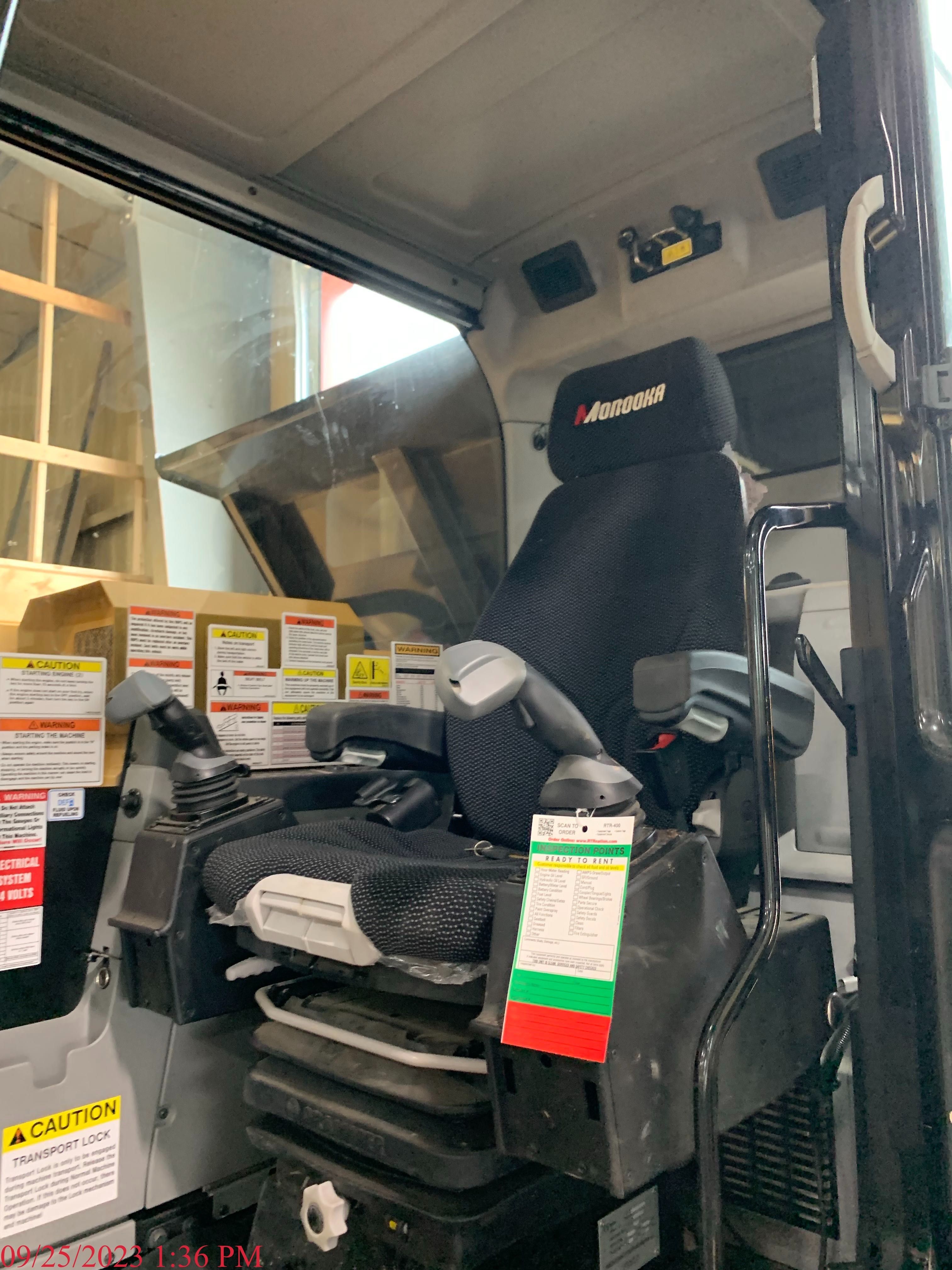 2023 MOROOKA MST 2200VDR Photo 5 Thumbnail