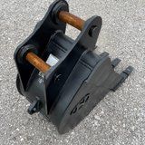 18" EXCAVATOR DIGGING BUCKET 45MM PIN Photo 1