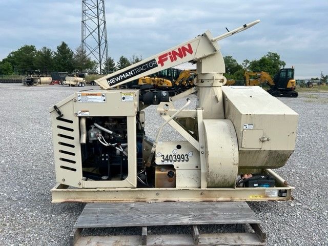 FINN B70RH-39 SKID MOUNT STRAW BLOWER Photo 5 Thumbnail