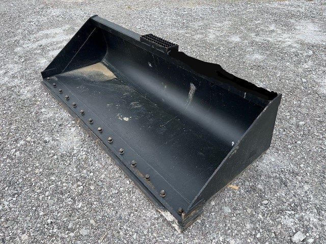 84" SKID STEER BUCKET BOE Photo 1 Thumbnail