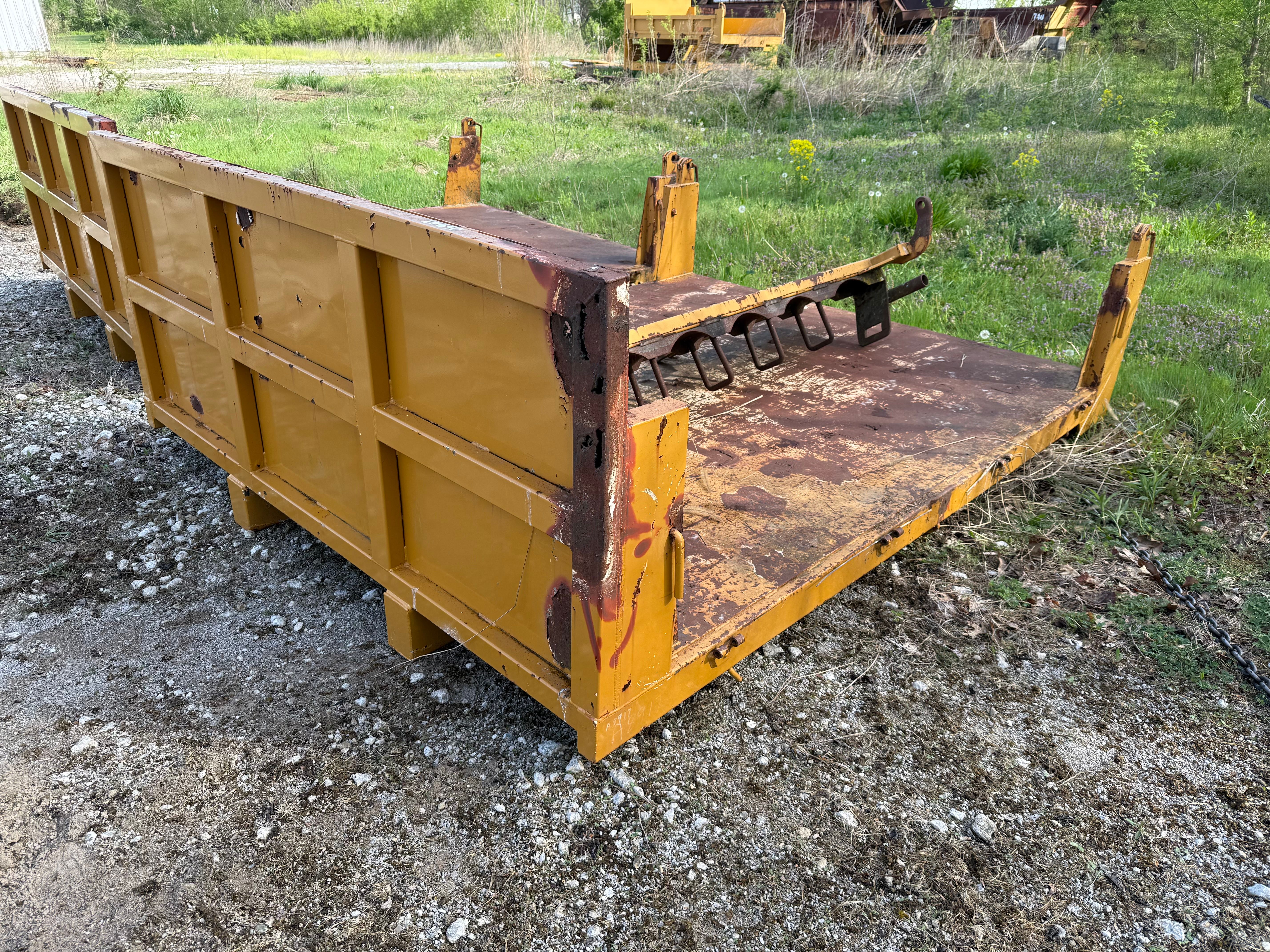 DUMP BED FOR MST 800VD Photo 1 Thumbnail