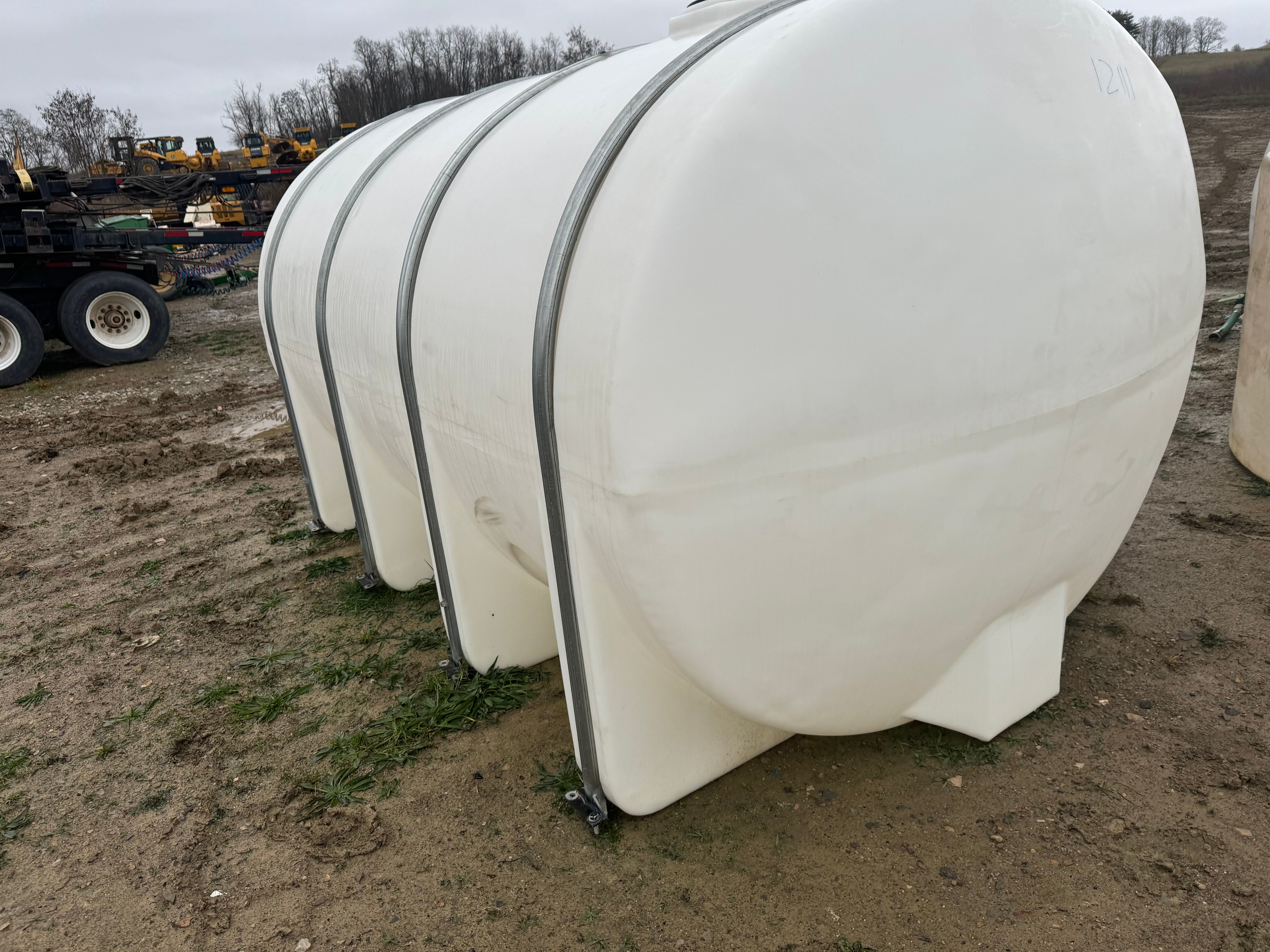 3135 GALLON WATER TANK Photo 2 Thumbnail