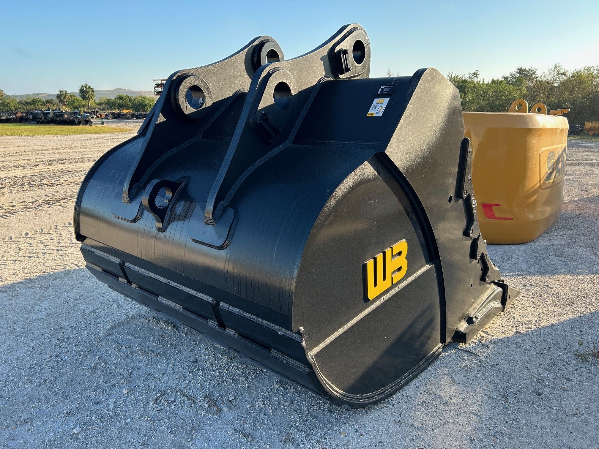 78" (6.1YD) BUCKET FOR SY750 Photo 2 Thumbnail