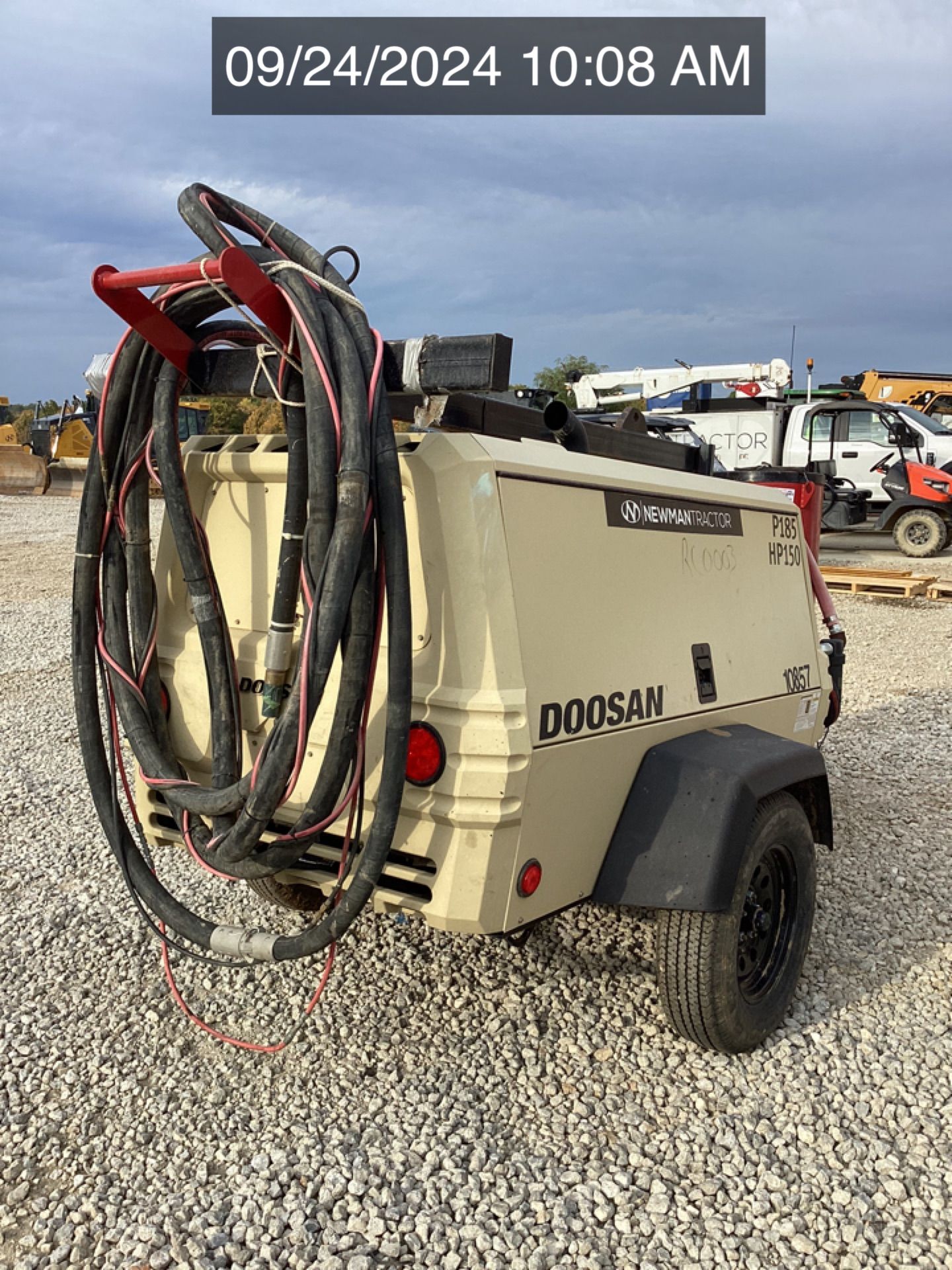 2023 DOOSAN P185 Photo 3 Thumbnail