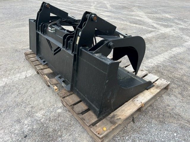 84" SKID STEER GRAPPLE BUCKET Photo 2 Thumbnail