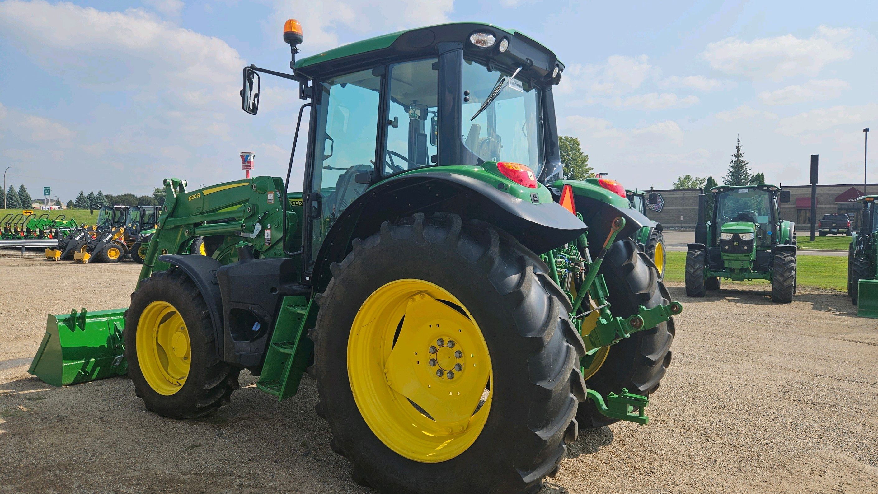 2021 JOHN DEERE 6130M Photo 2 Thumbnail