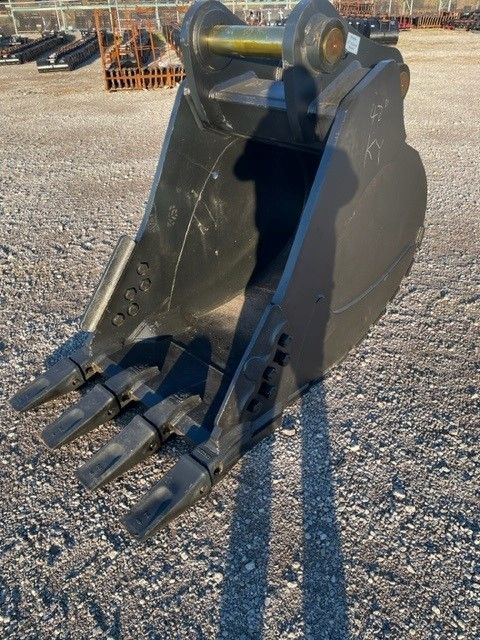 42" BUCKET FOR SY500H Photo 4 Thumbnail