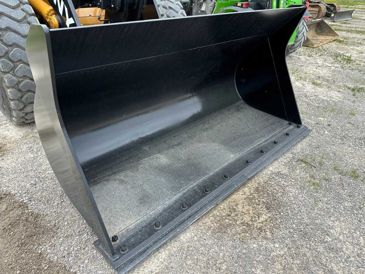 WHEEL LOADER BUCKET FOR SW305K Photo 1