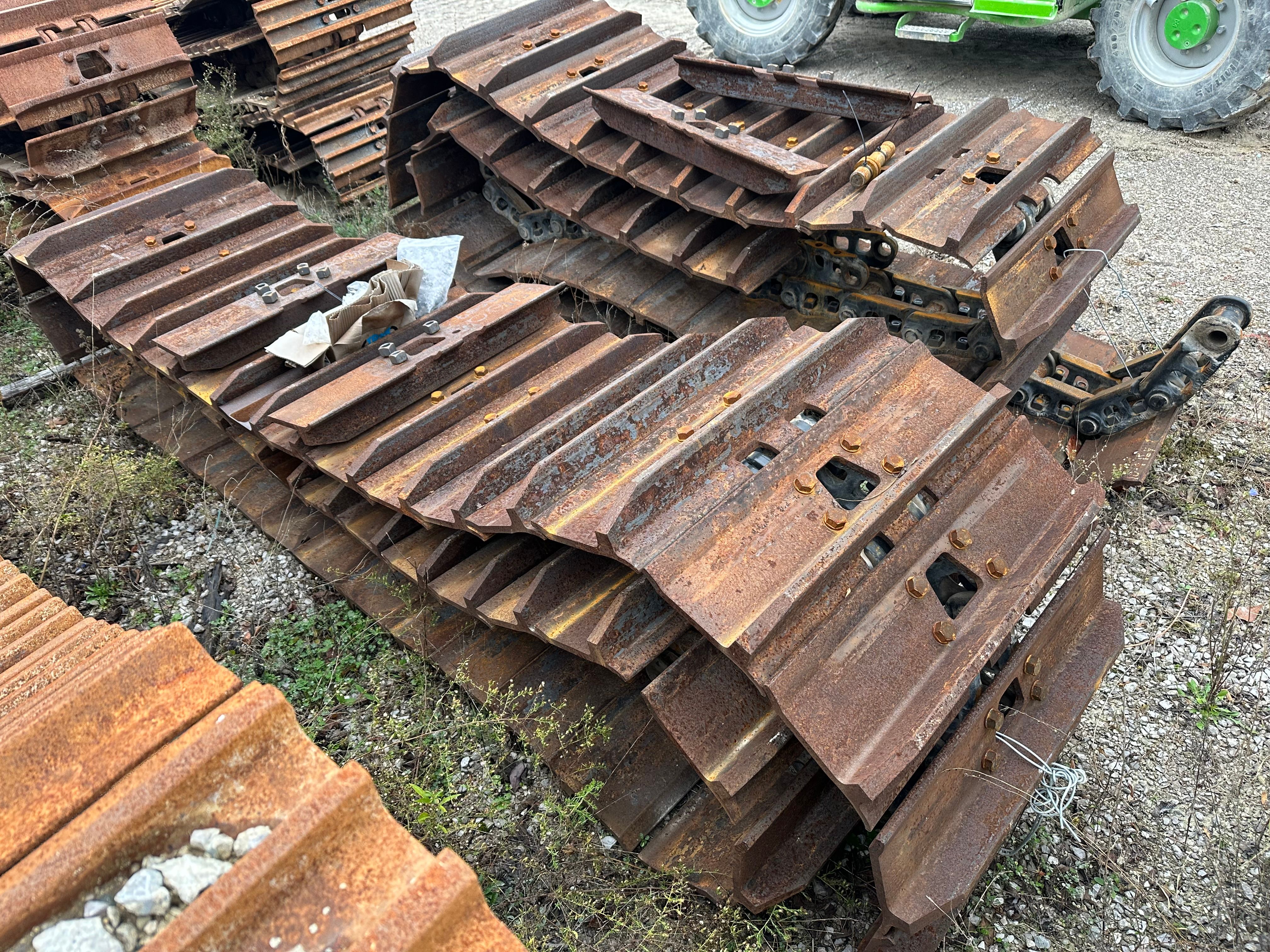 SET OF SINGLE BAR TRACK GROUPS FOR SY385/365 Photo 4 Thumbnail