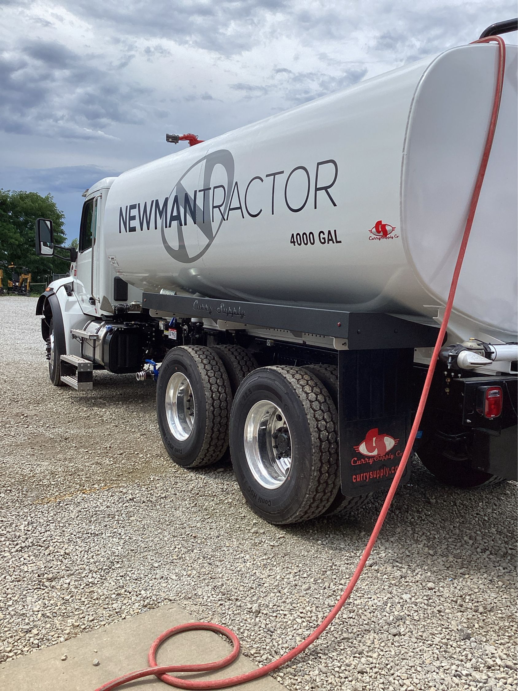 2025 PETERBILT 548 WATER Photo 3 Thumbnail