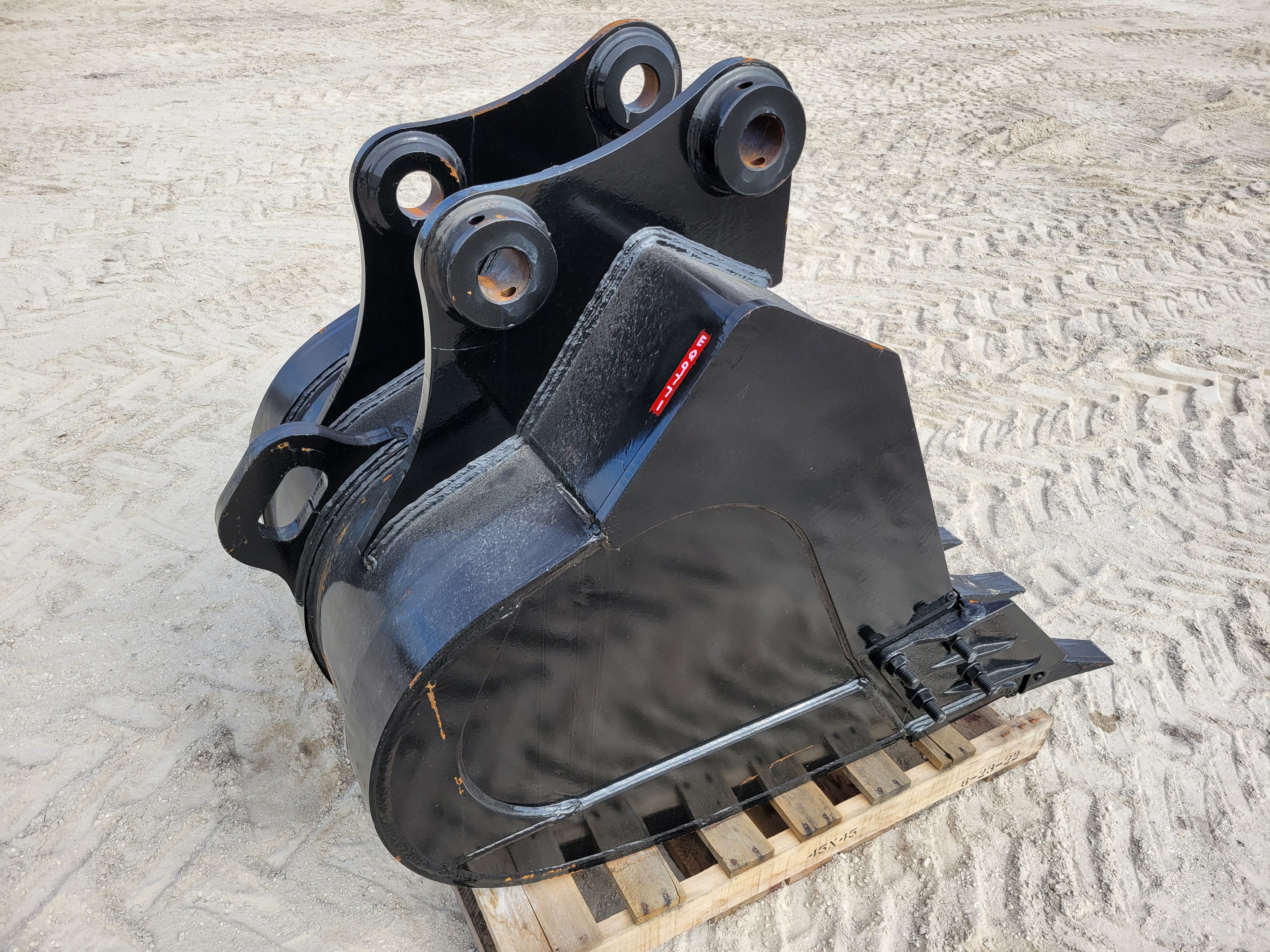 36" BUCKET FOR SY155U Photo 4 Thumbnail