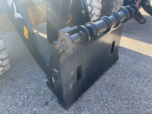 HYDRAULIC QUICK COUPLER FOR SW405K Photo 3 Thumbnail