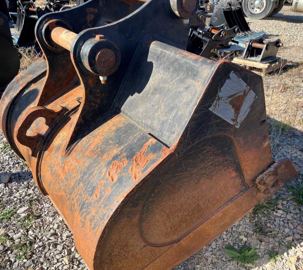 54" BUCKET FOR SY225C Photo 1