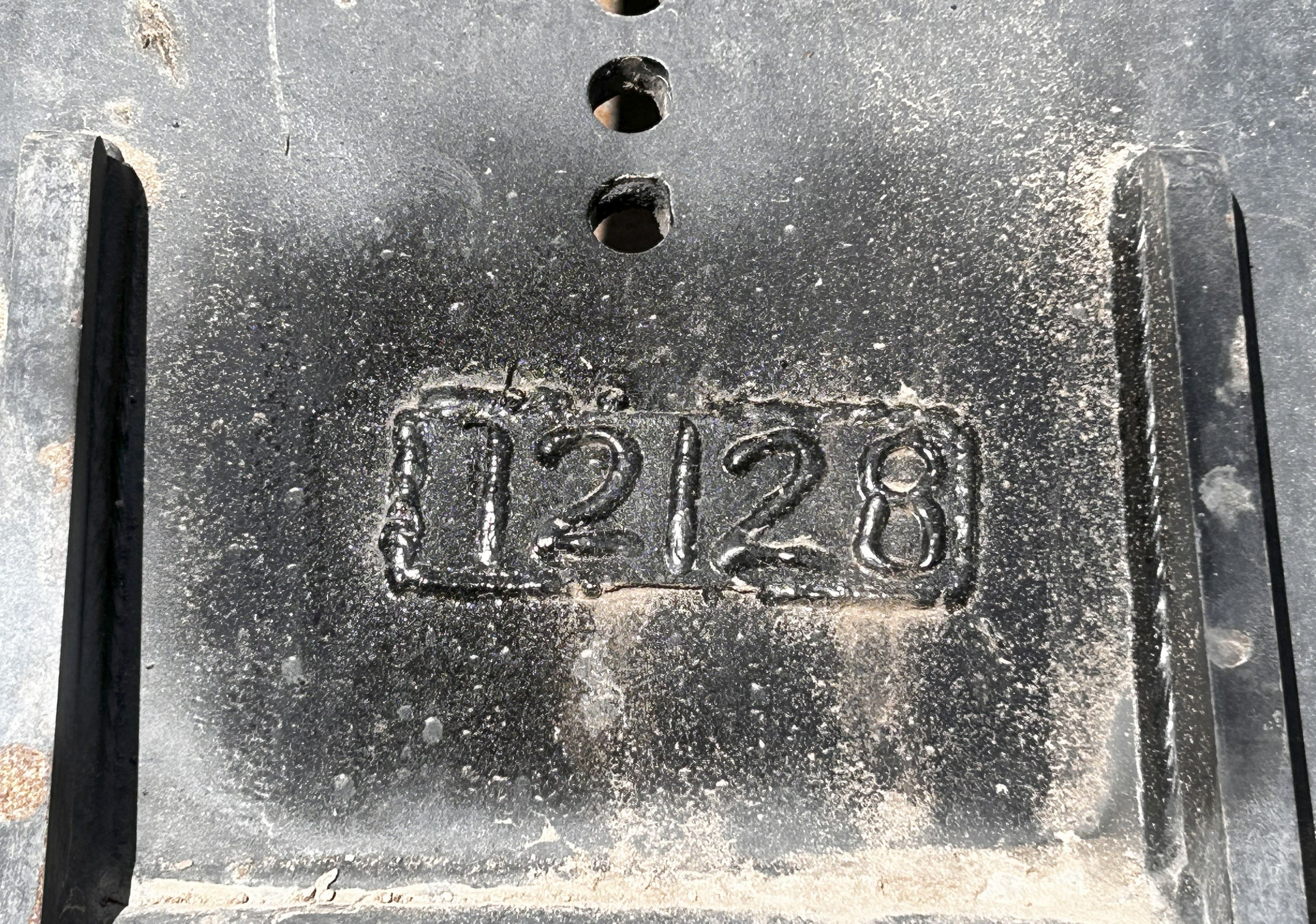 WB SHORT THUMB FOR NEW MODEL SY335C Photo 5 Thumbnail