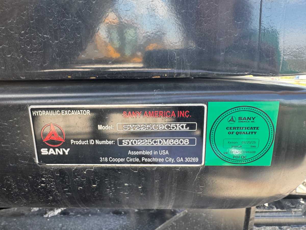 2025 SANY SY225C Photo 1