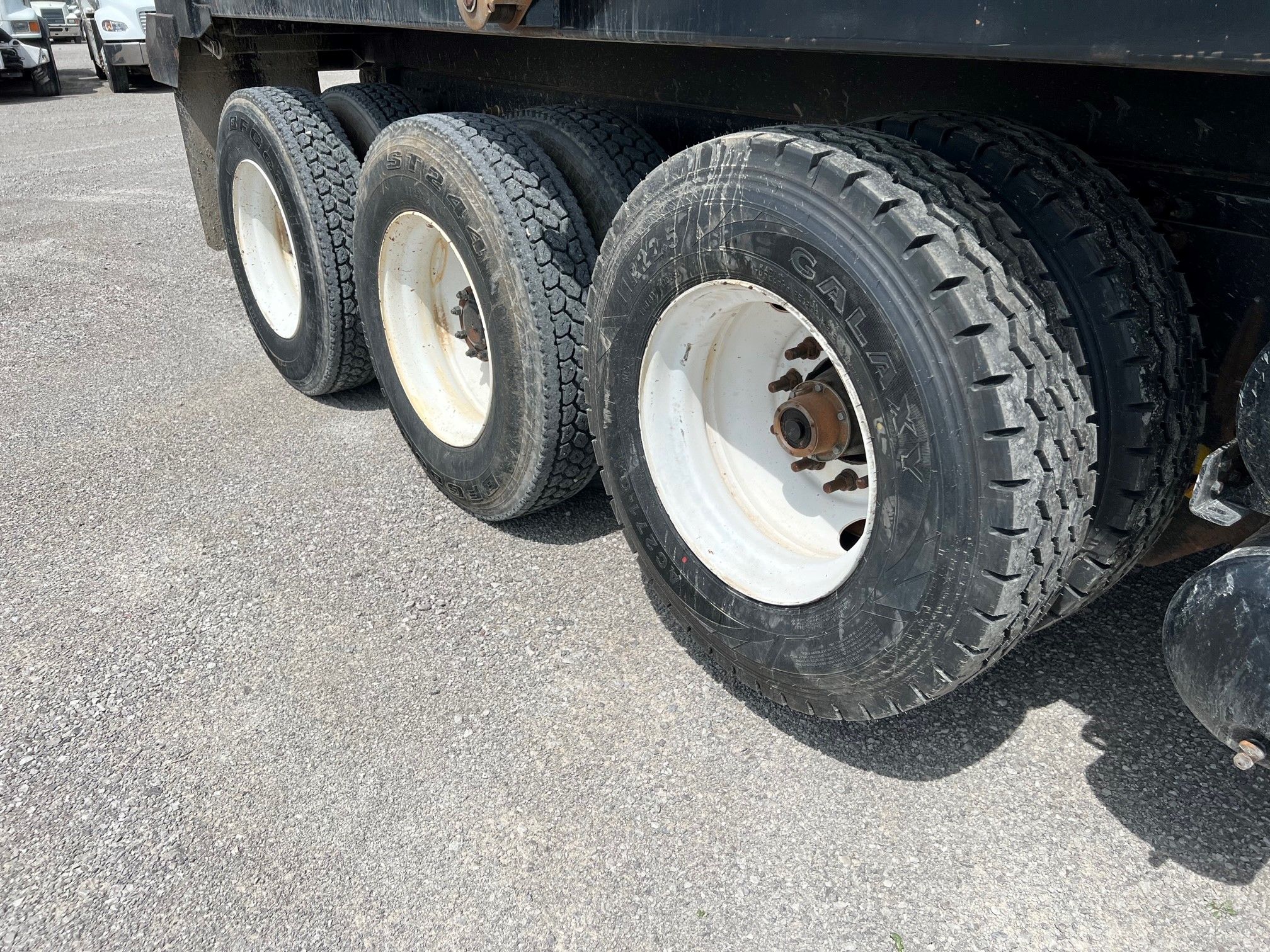 2015 MACK GU713 Photo 8 Thumbnail