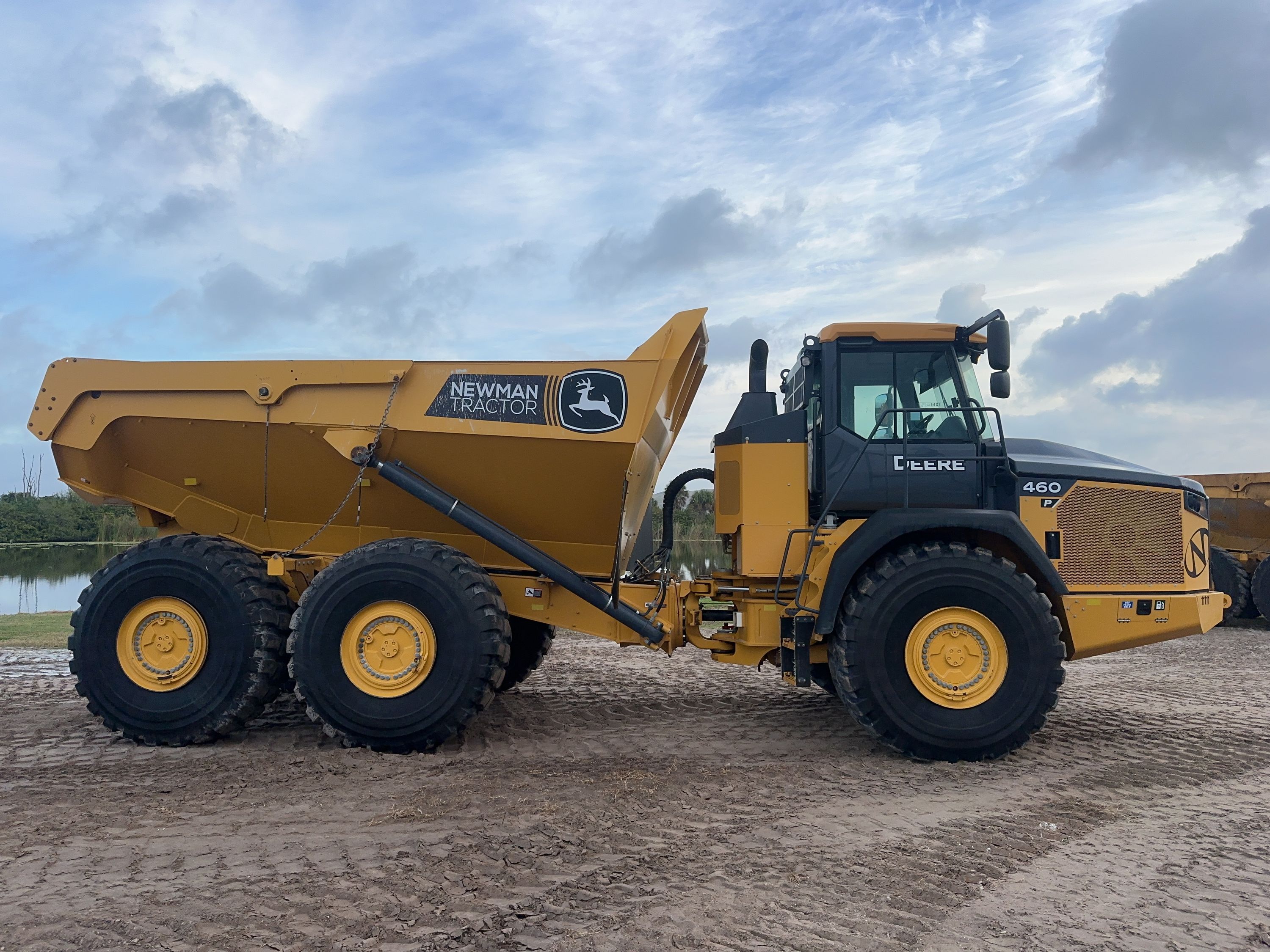 2023 JOHN DEERE 460P Photo 2 Thumbnail