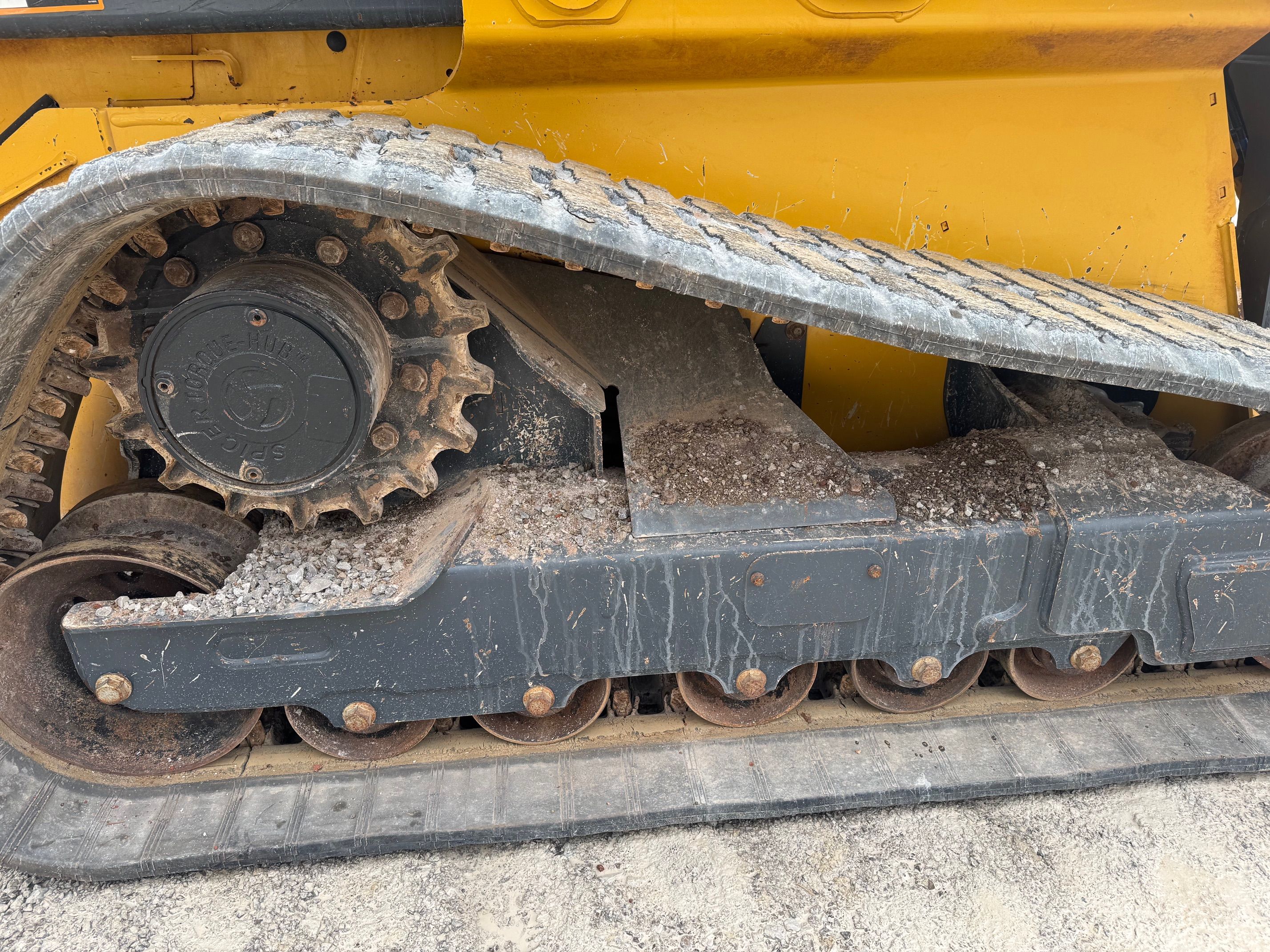 2023 JOHN DEERE 333G Photo 5 Thumbnail