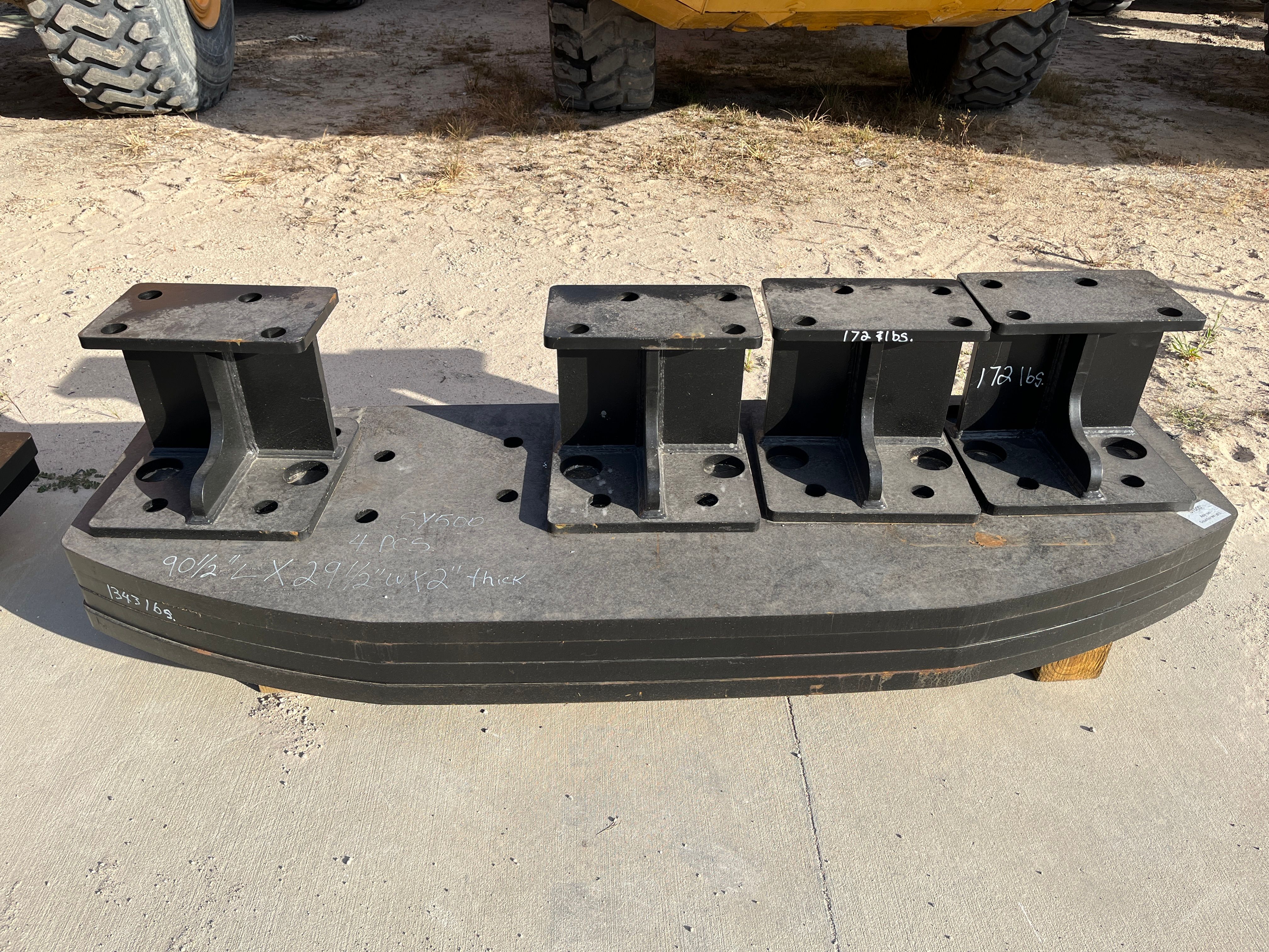 ADDITIONAL COUNTER WEIGHT FOR SY500H Photo 1 Thumbnail