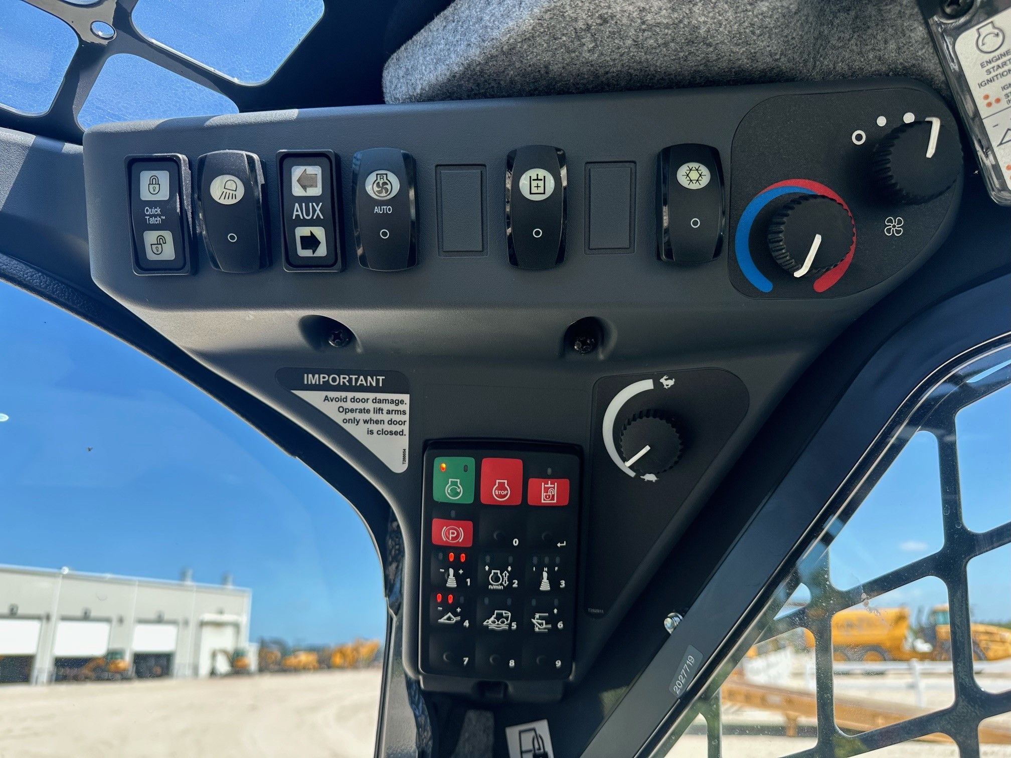 2024 JOHN DEERE 333G Photo 8 Thumbnail