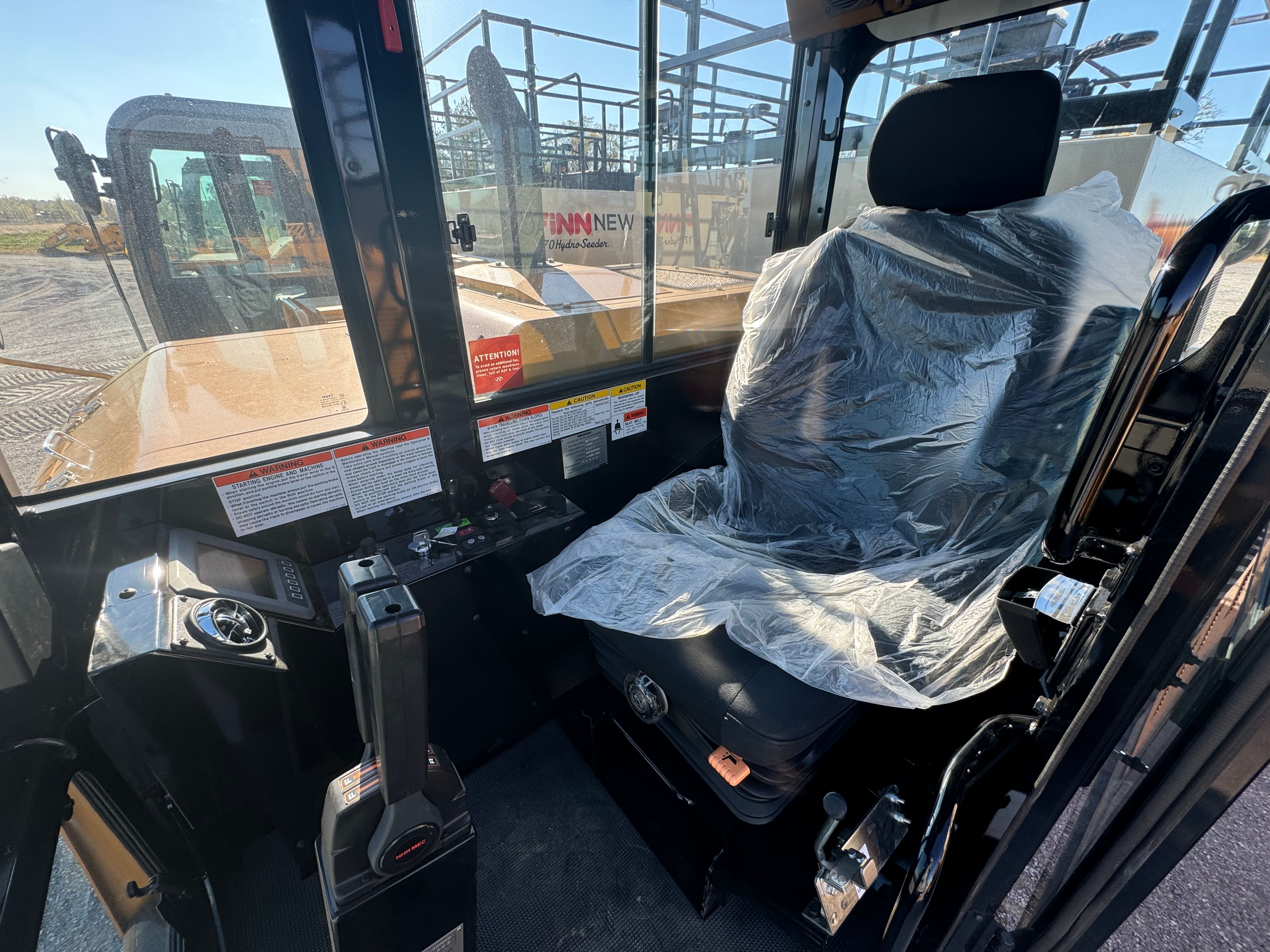 2024 MOROOKA MST 2200VD Photo 8 Thumbnail