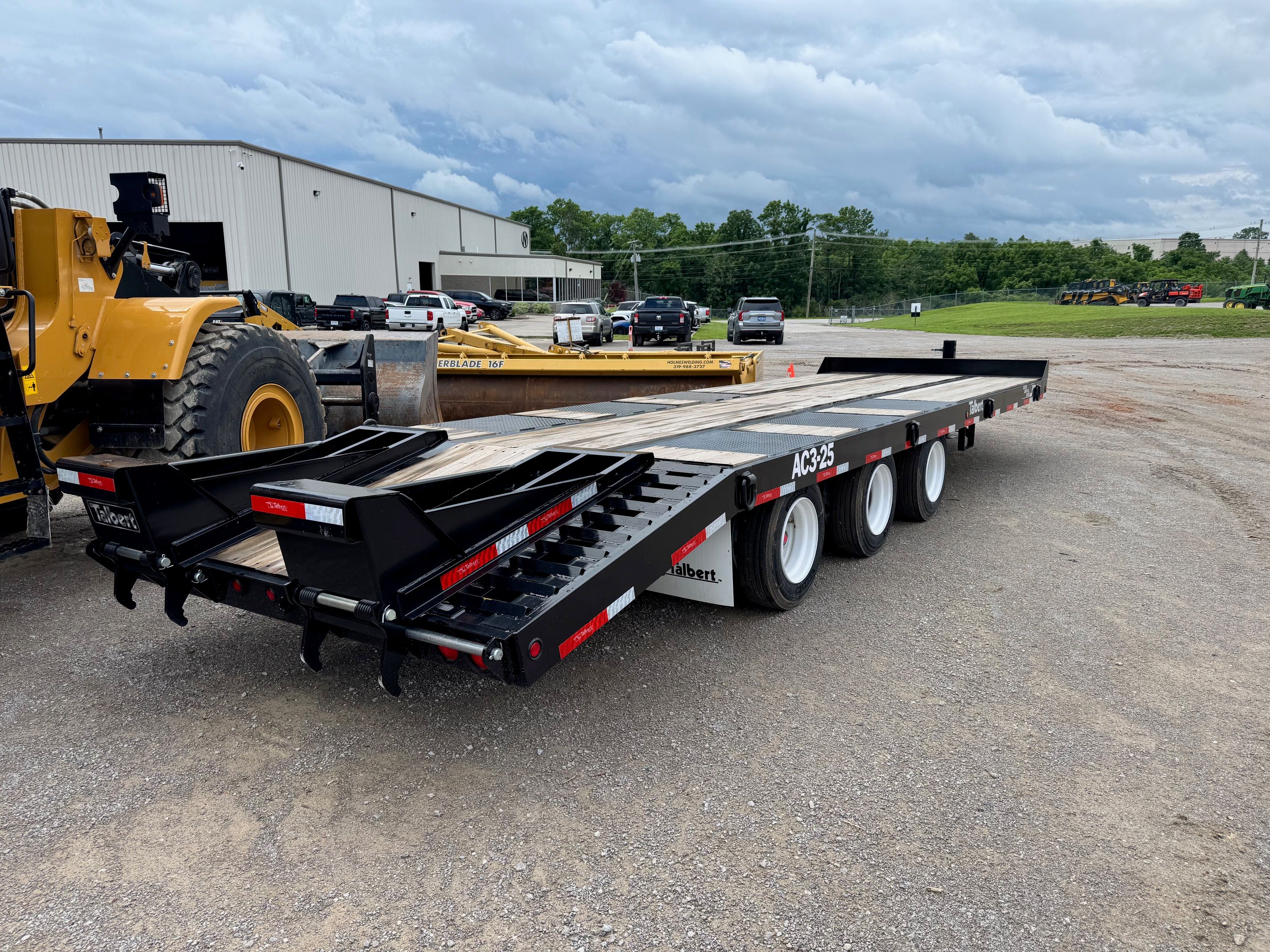TALBERT 25 TON TAG TRAILER Photo 2 Thumbnail