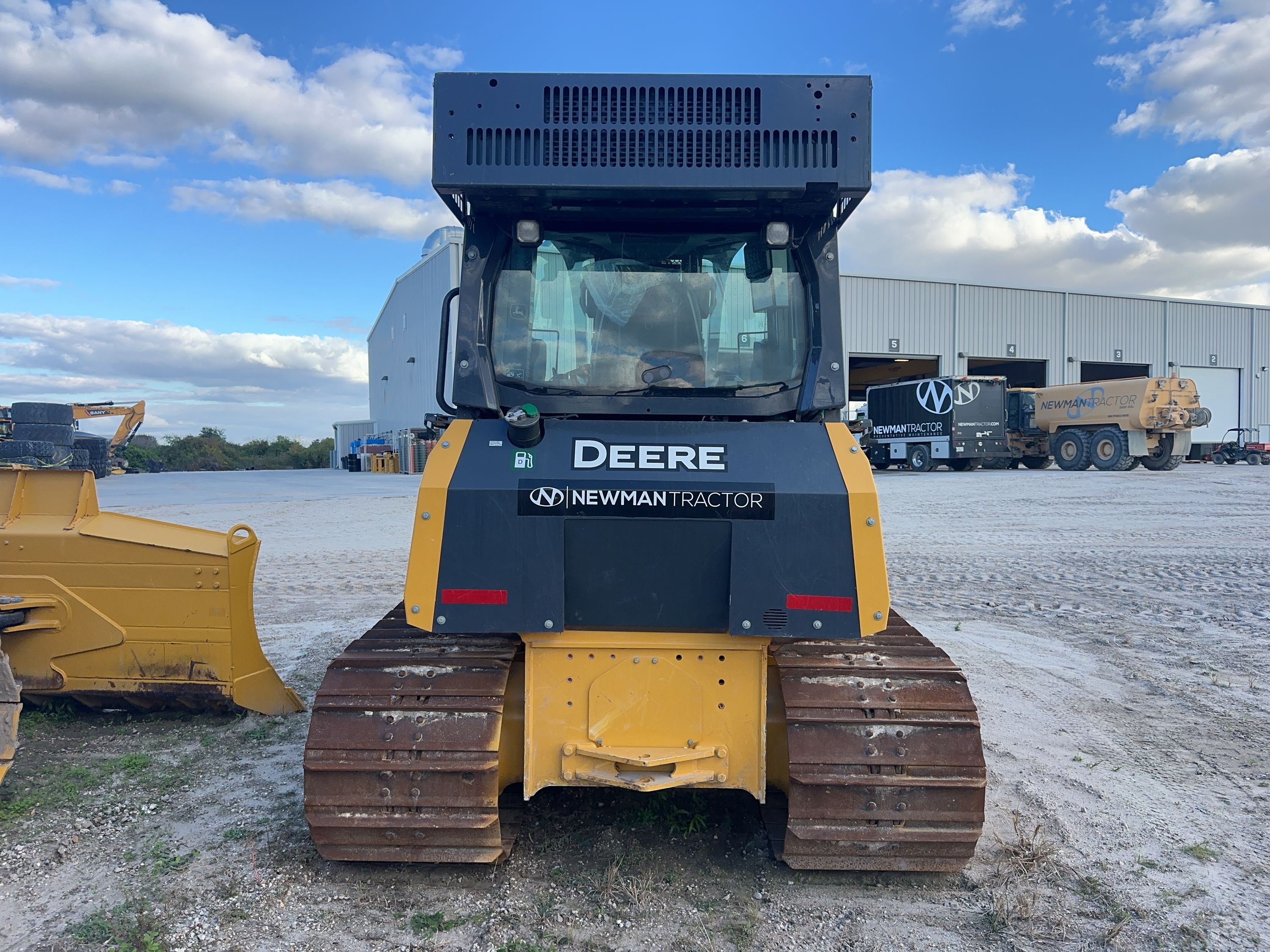 2023 JOHN DEERE 650 P-TIER Photo 4 Thumbnail