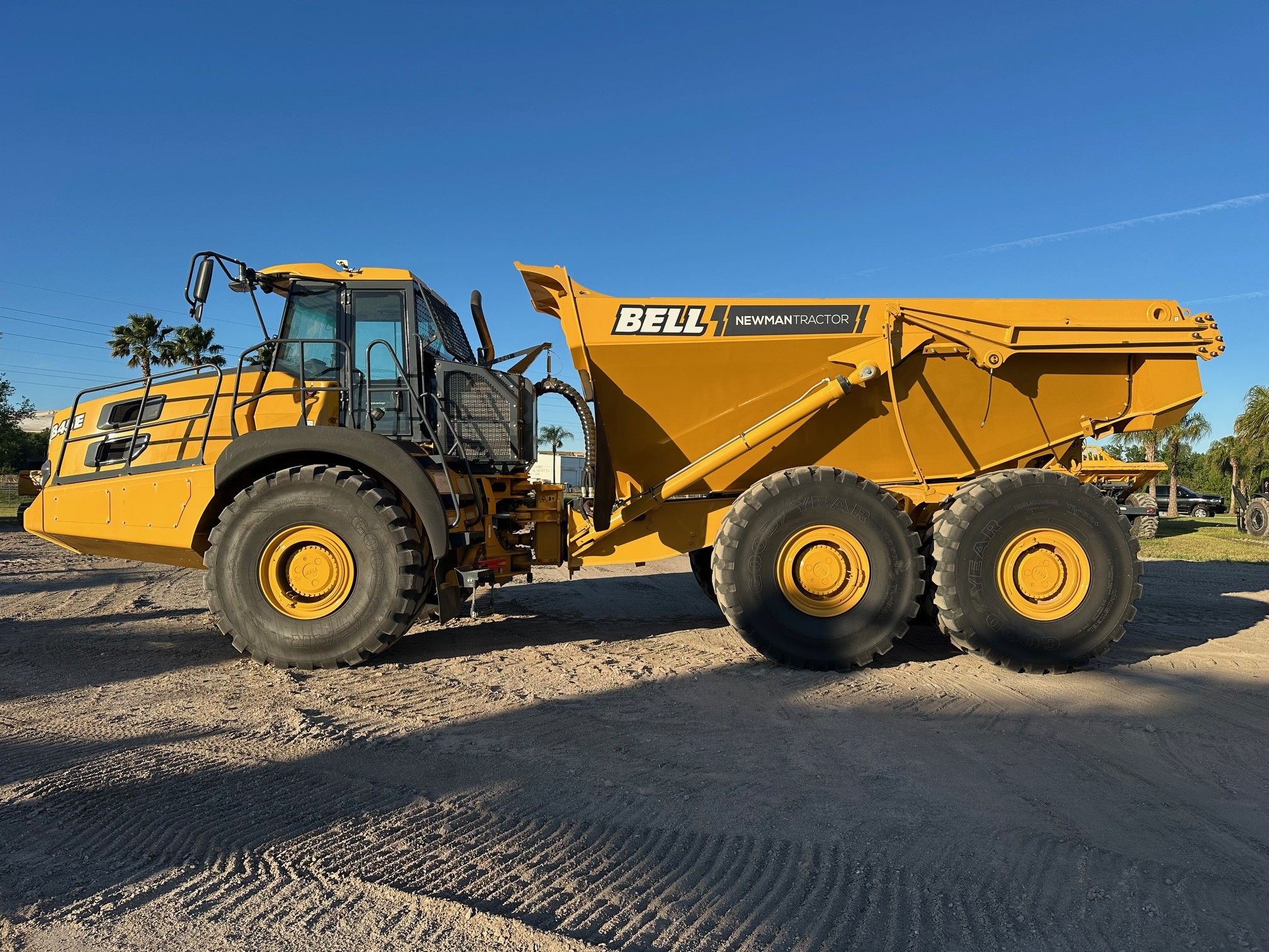 2025 BELL B45E Photo 2 Thumbnail