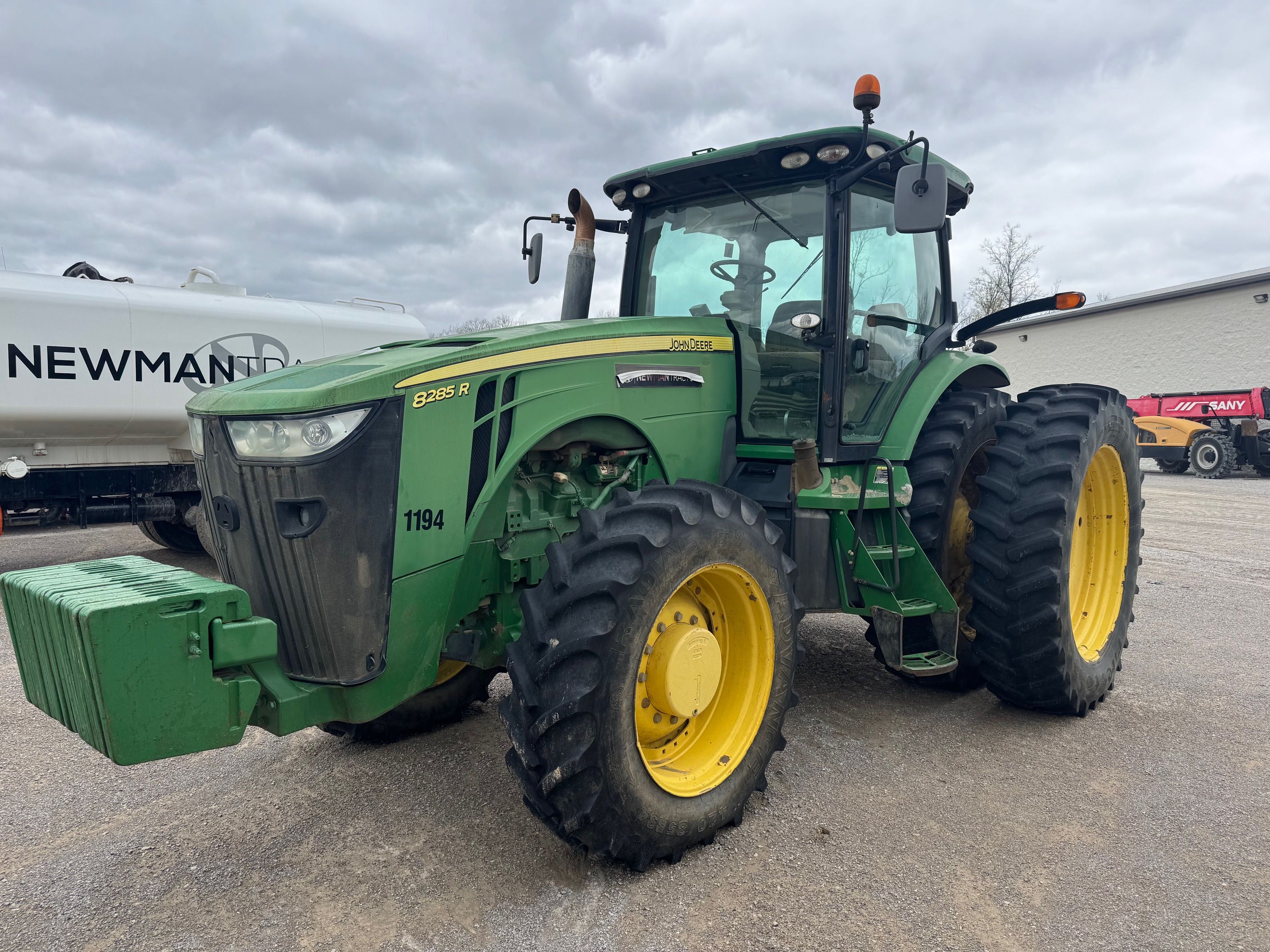 2014 JOHN DEERE 8285R Photo 1 Thumbnail