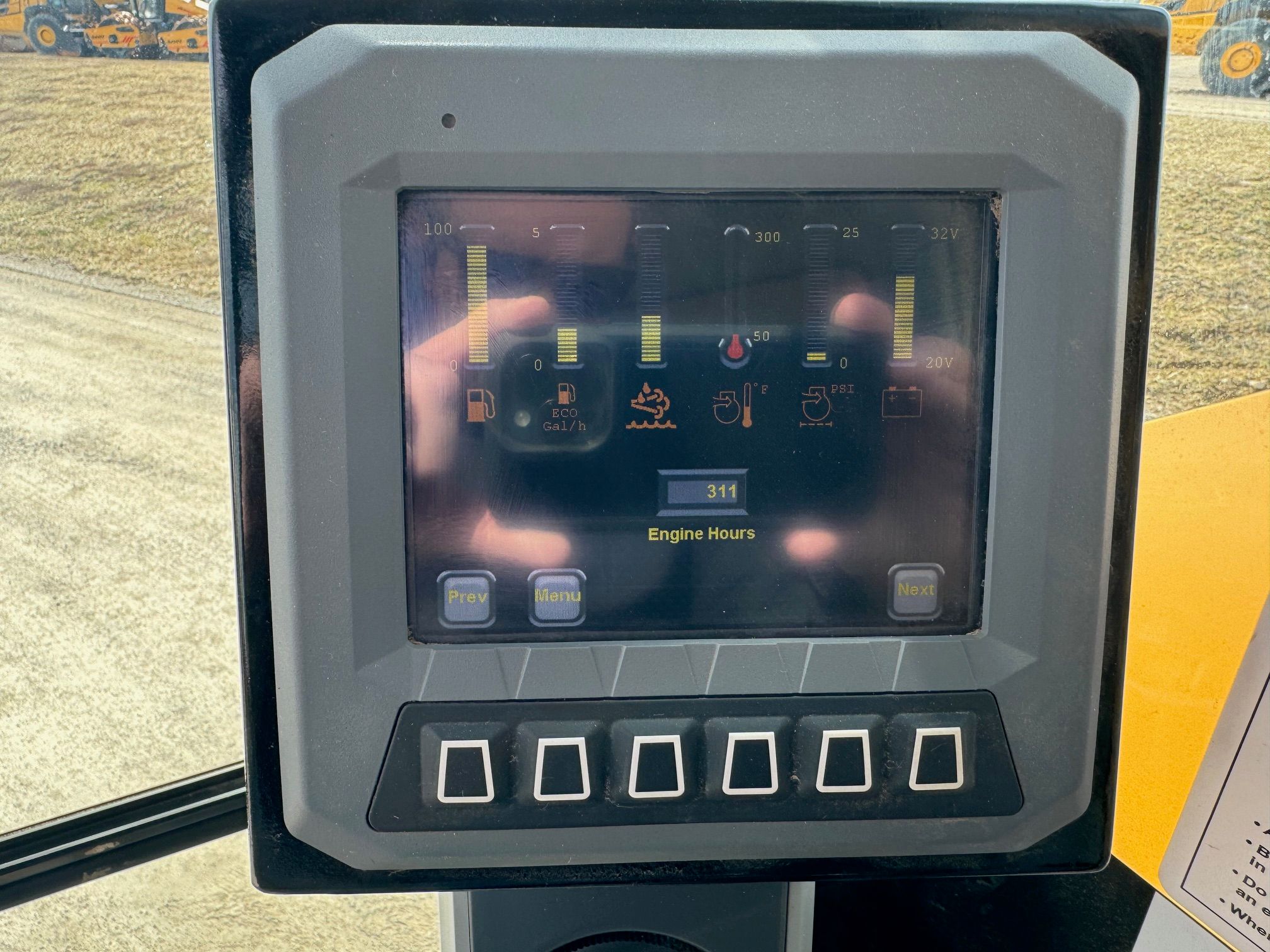 2022 MOROOKA MST 2200VD Photo 7 Thumbnail