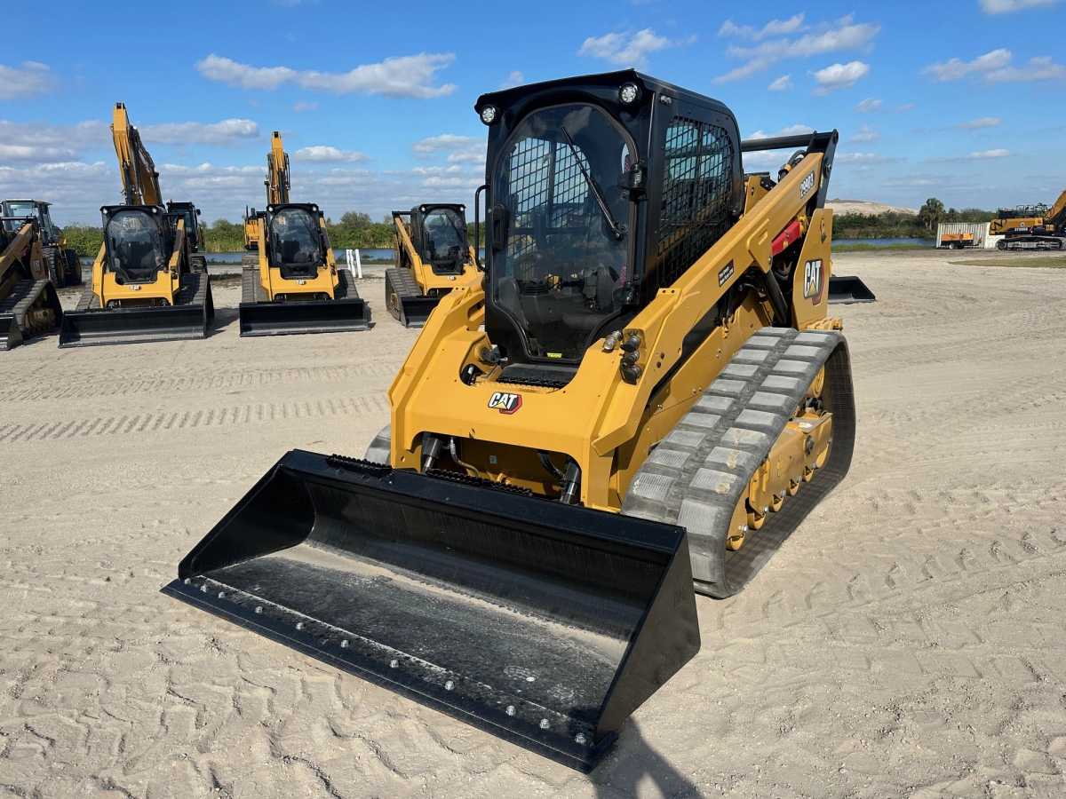 2024 CAT 299D3 Photo 1
