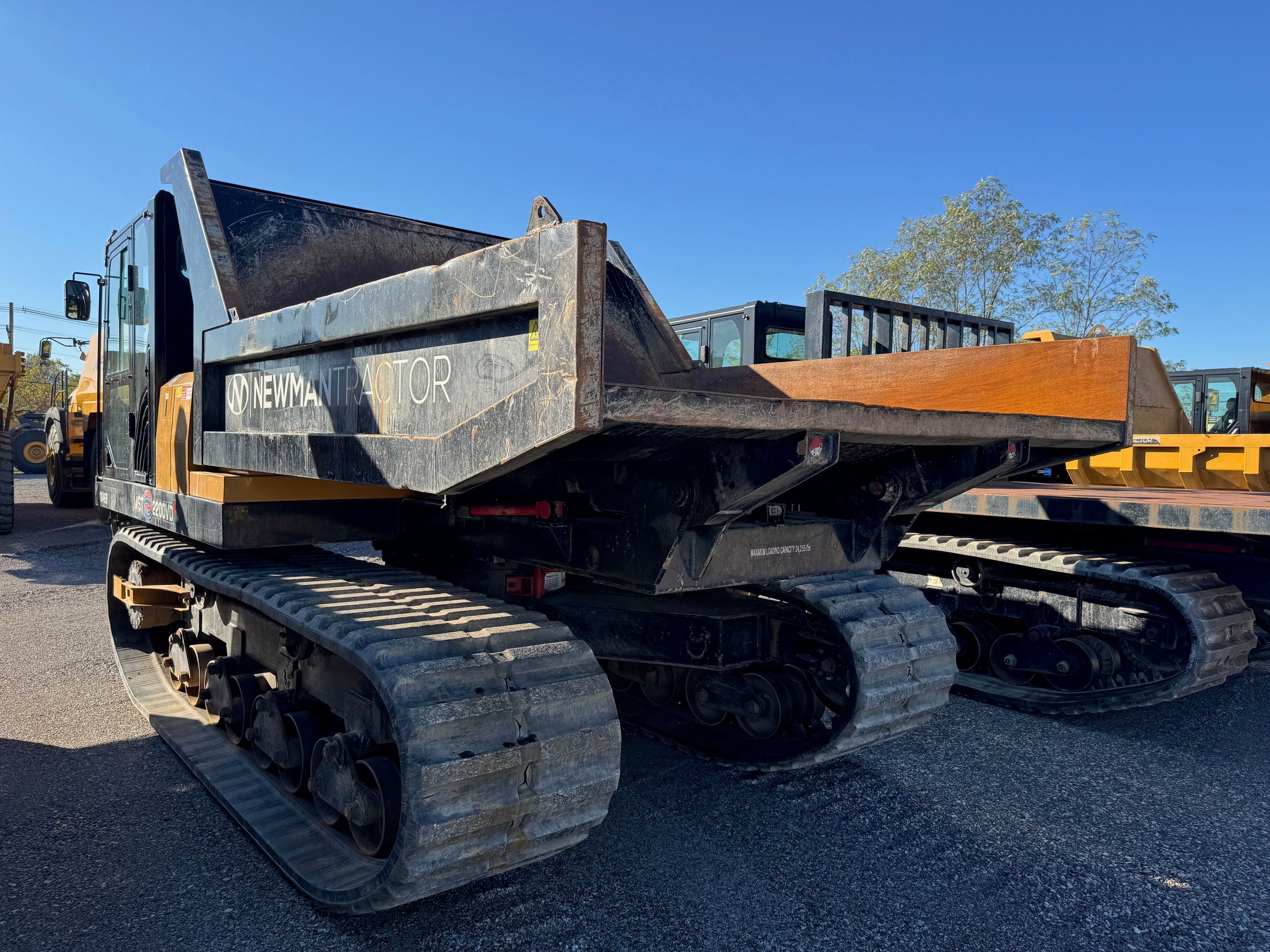 2023 MOROOKA MST 2200VDR Photo 2 Thumbnail