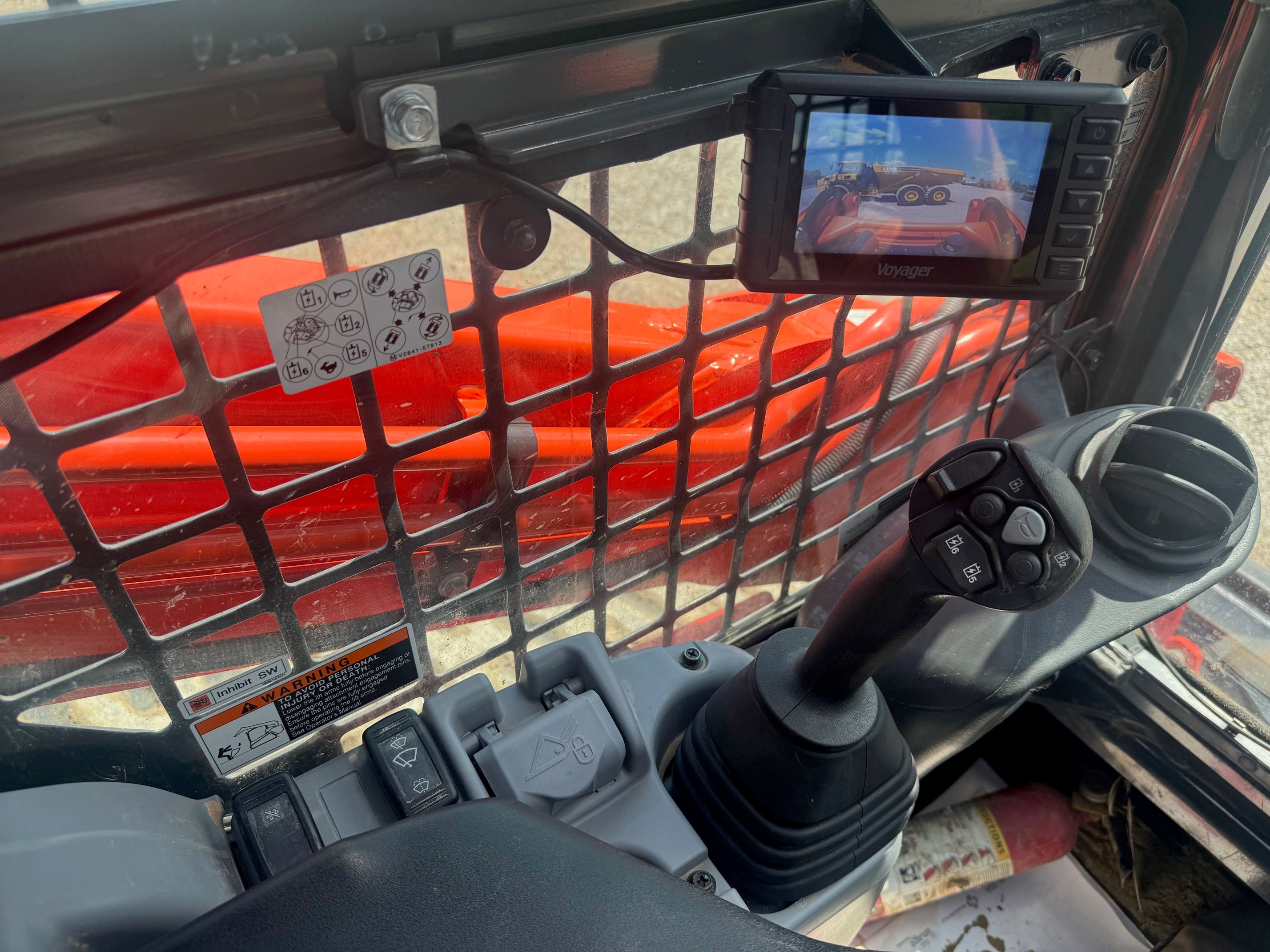 2024 KUBOTA SVL97-2HFC Photo 8 Thumbnail