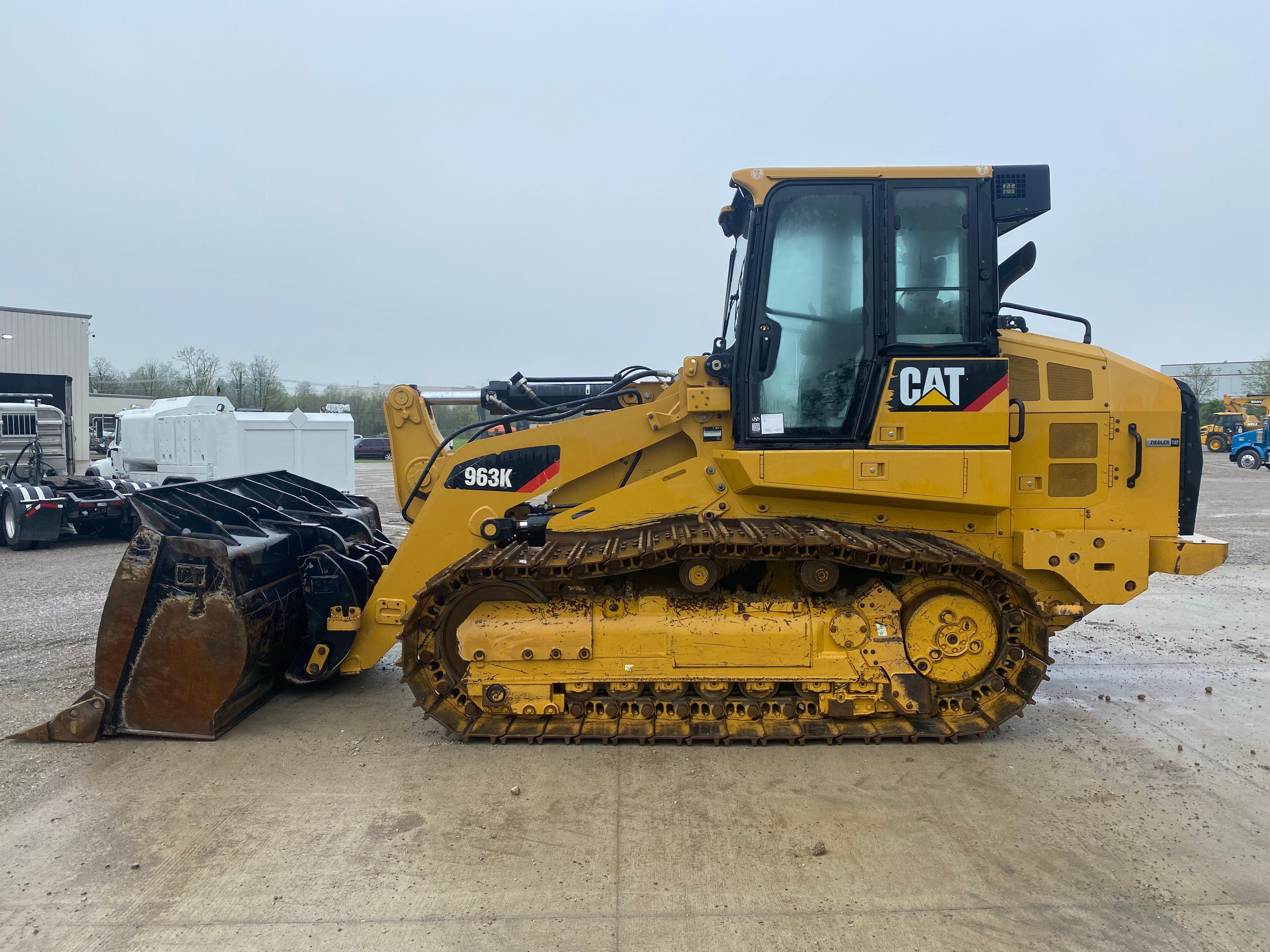 2018 CAT 963K Photo 2 Thumbnail