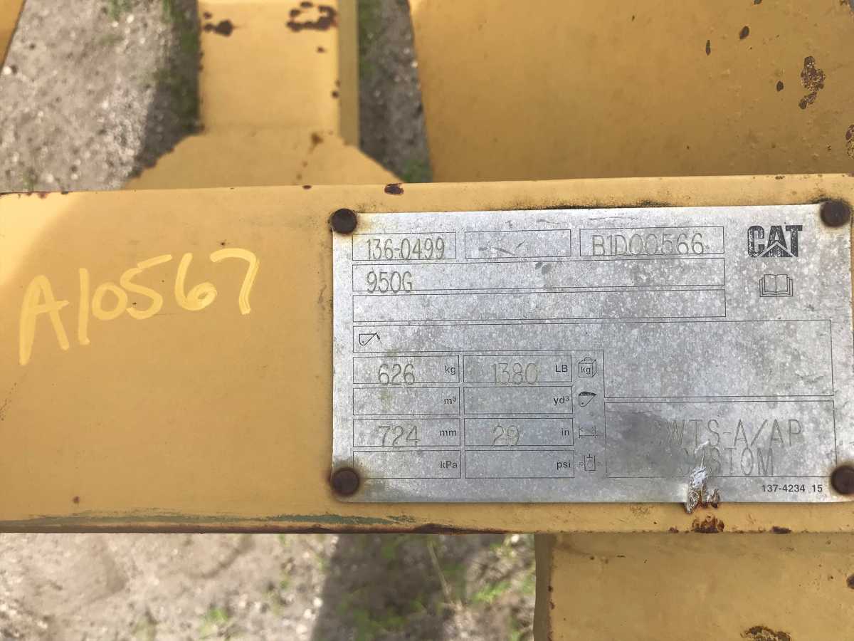 BOOM ATTACHMENT FOR CAT 950H Photo 1